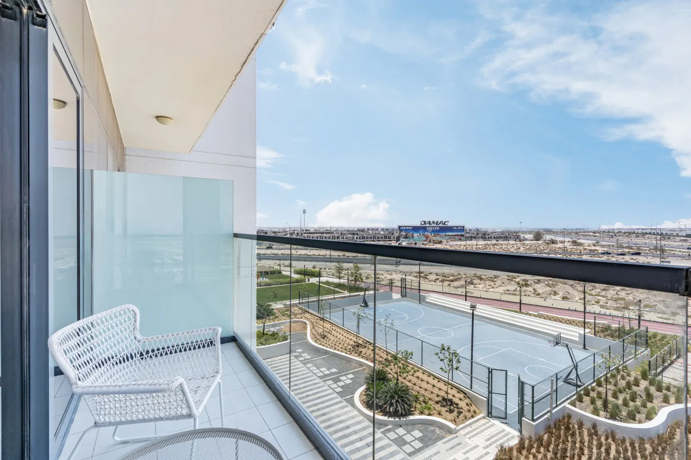 Modern & Bright Home in Damac Hills — photo 5