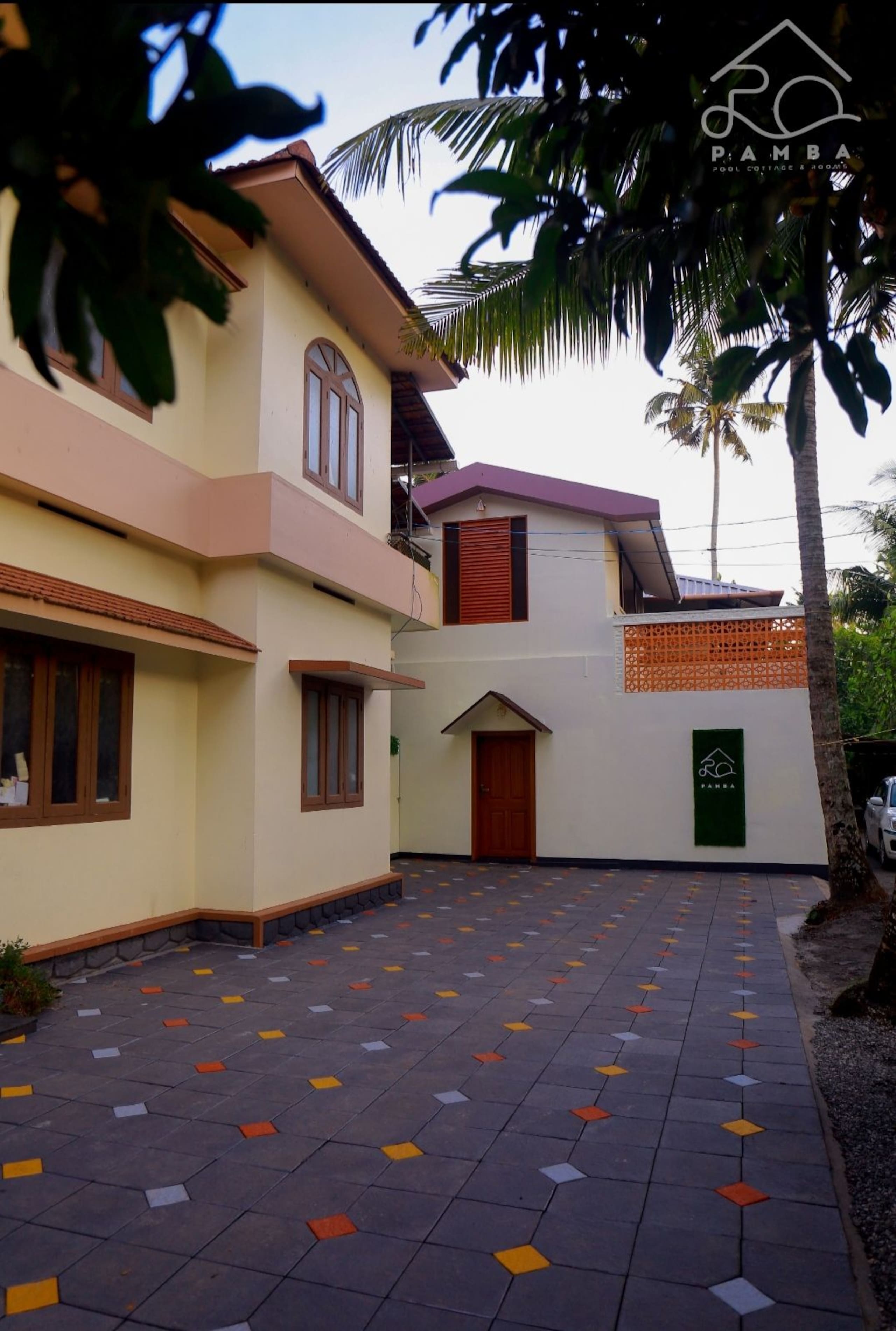 Pamba Pool cottage 1