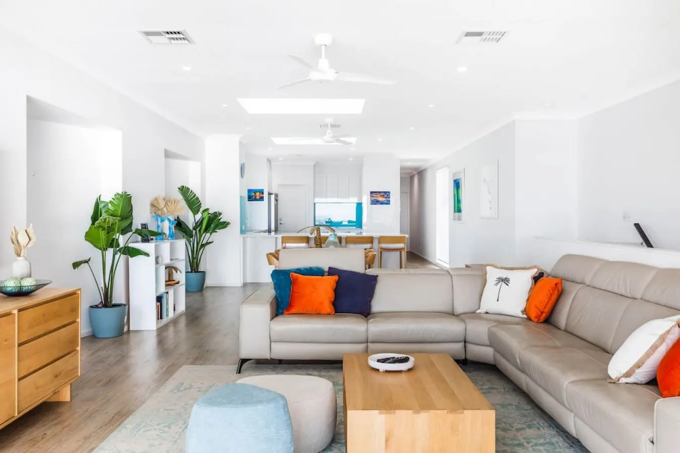 Seascape at Christies Beach—Oceanview Family Stay 9