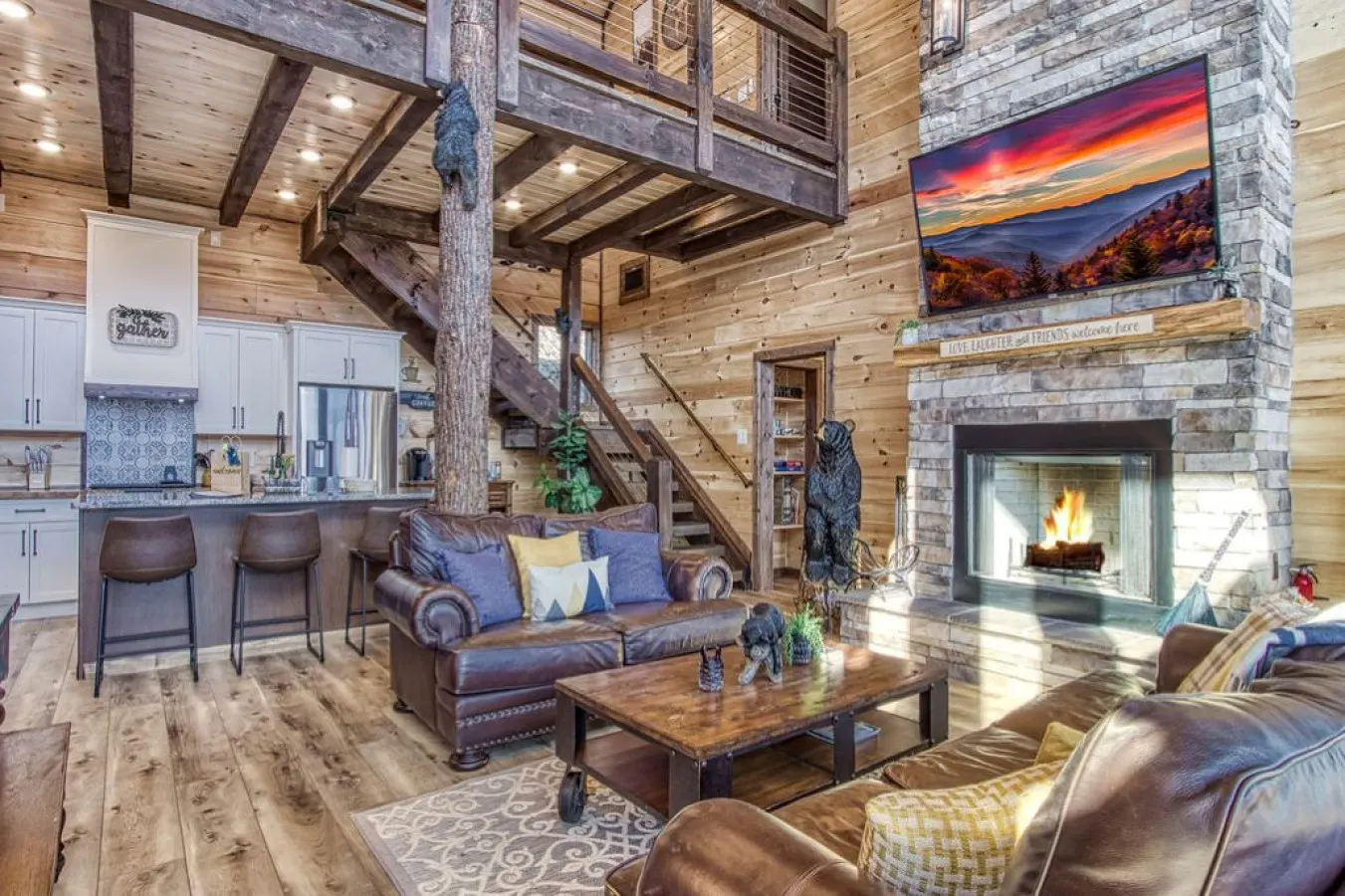 Luxury Cabin with breathtaking Mountain Views 13