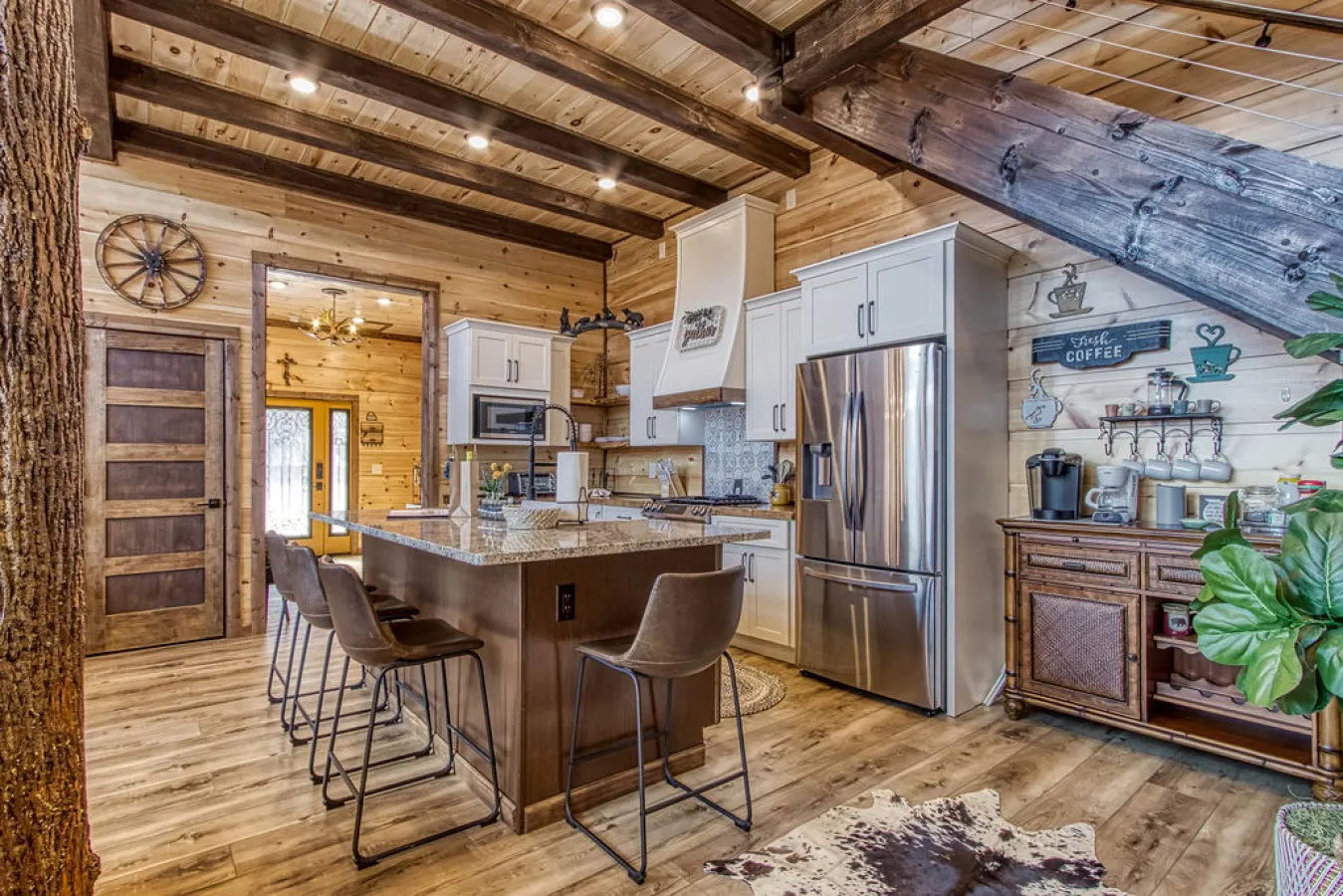 Luxury Cabin with breathtaking Mountain Views 18