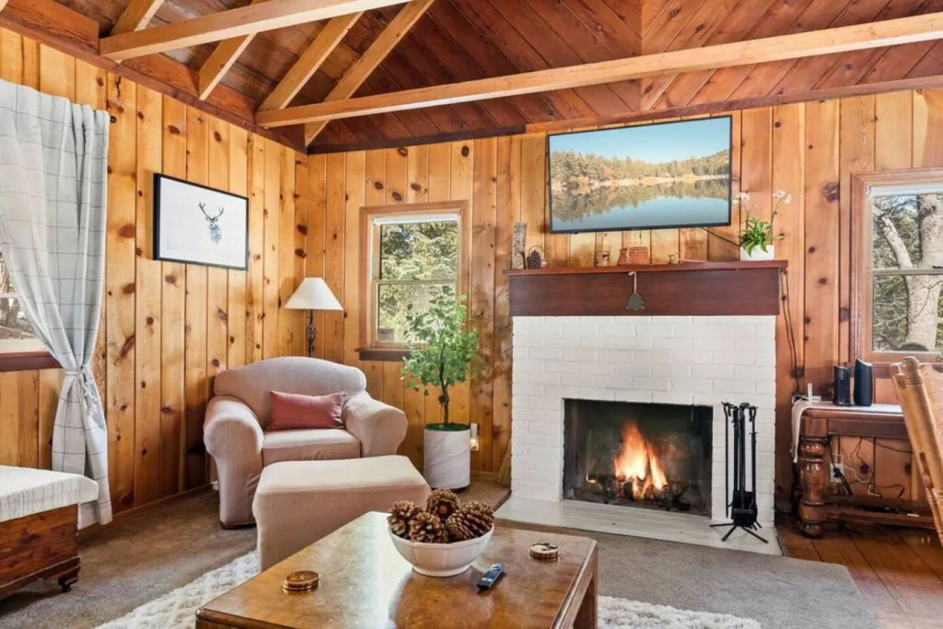 Tree Top Casitas w/ Hot Tub & Walk to the Village 2