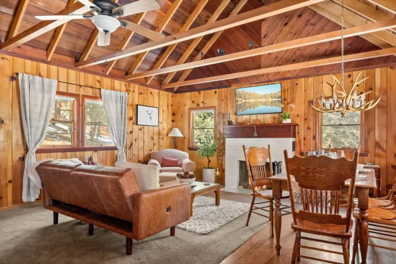 Tree Top Casitas w/ Hot Tub & Walk to the Village 11