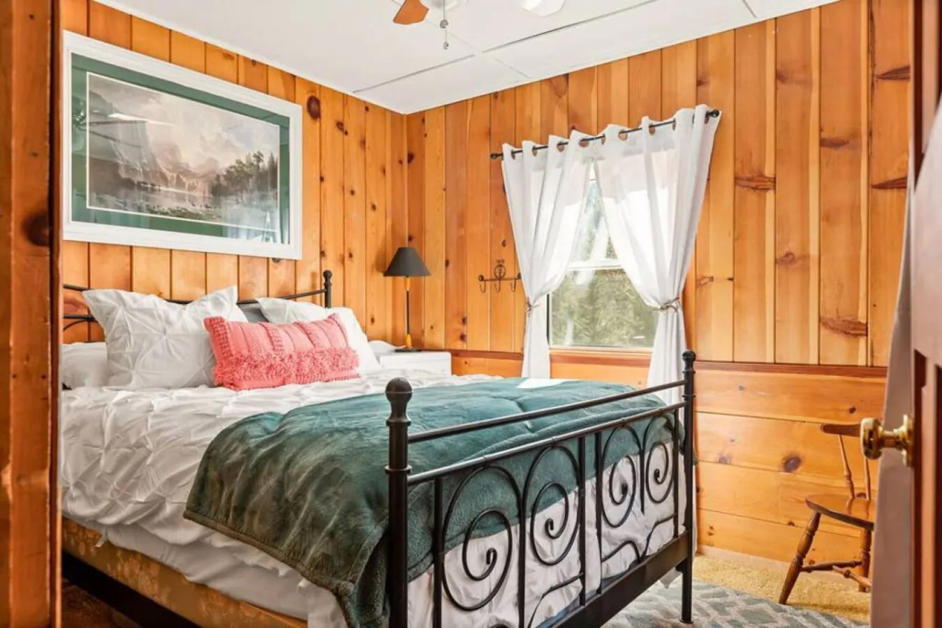 Tree Top Casitas w/ Hot Tub & Walk to the Village 12