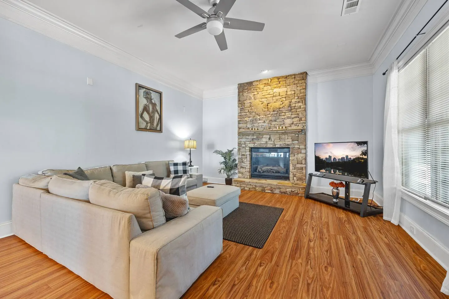 Modern 4BR Home by Atlantic Station