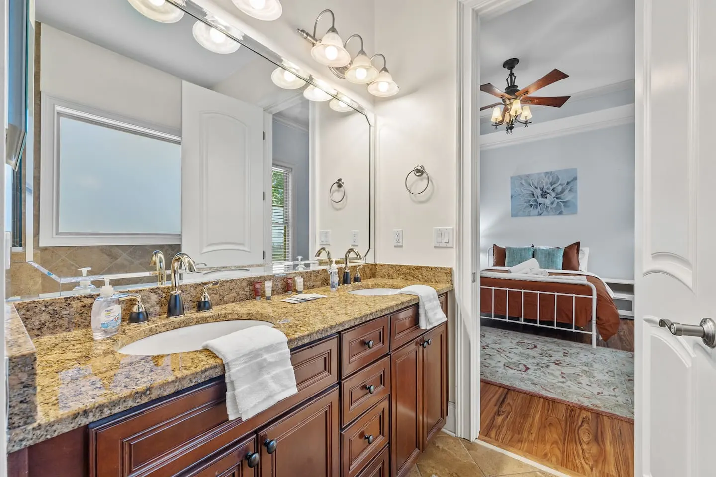 Modern 4BR Home by Atlantic Station 20