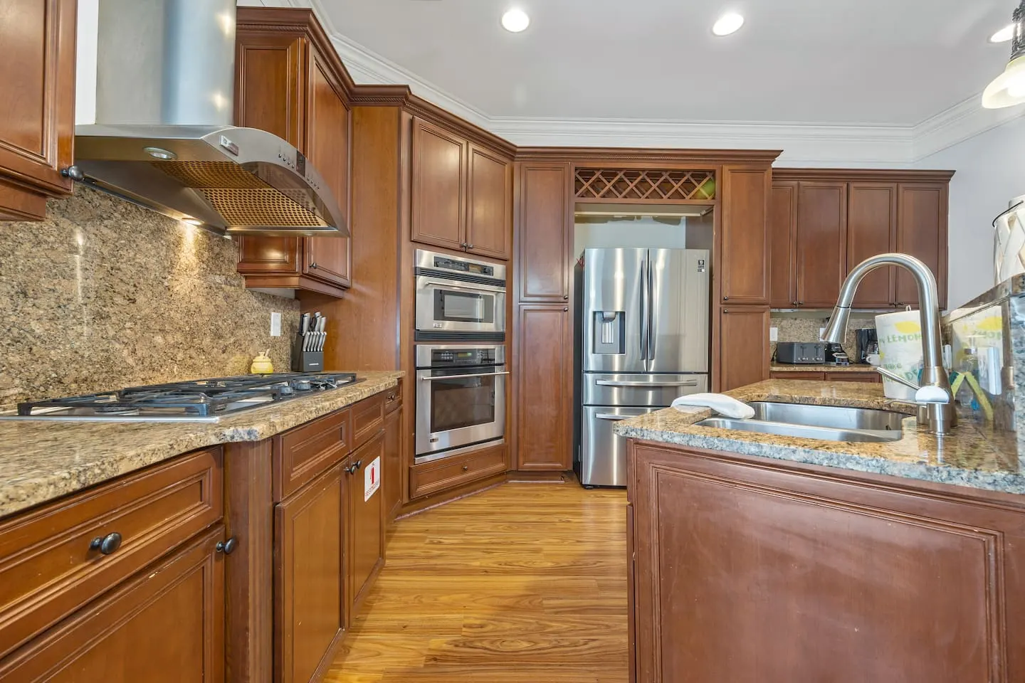Modern 4BR Home by Atlantic Station 8