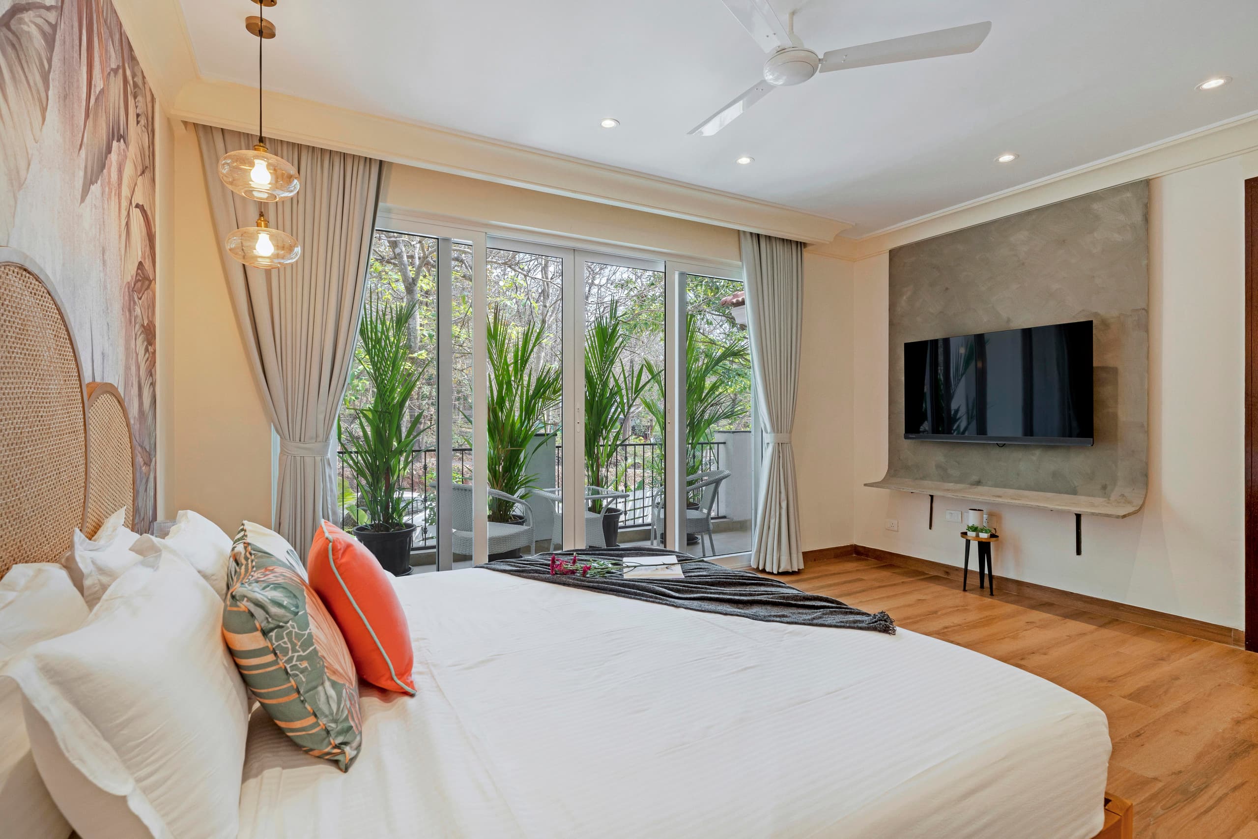 Luxury 3BHK Villa | Pvt Pool, Jacuzzi & Pool Table 19