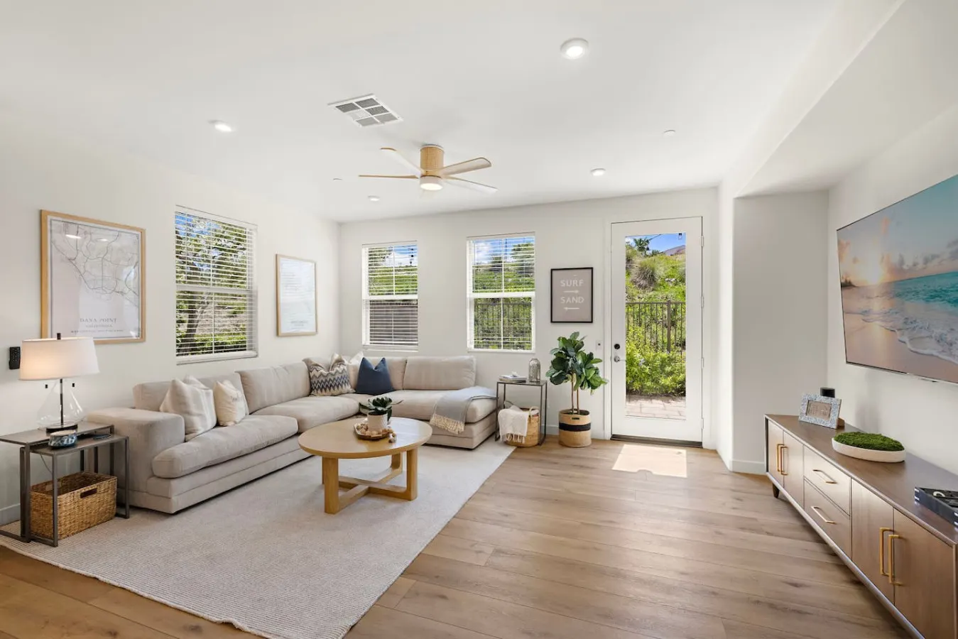 RMV Gem - FamilyFriendly, Amenities, Rooftop Views 12