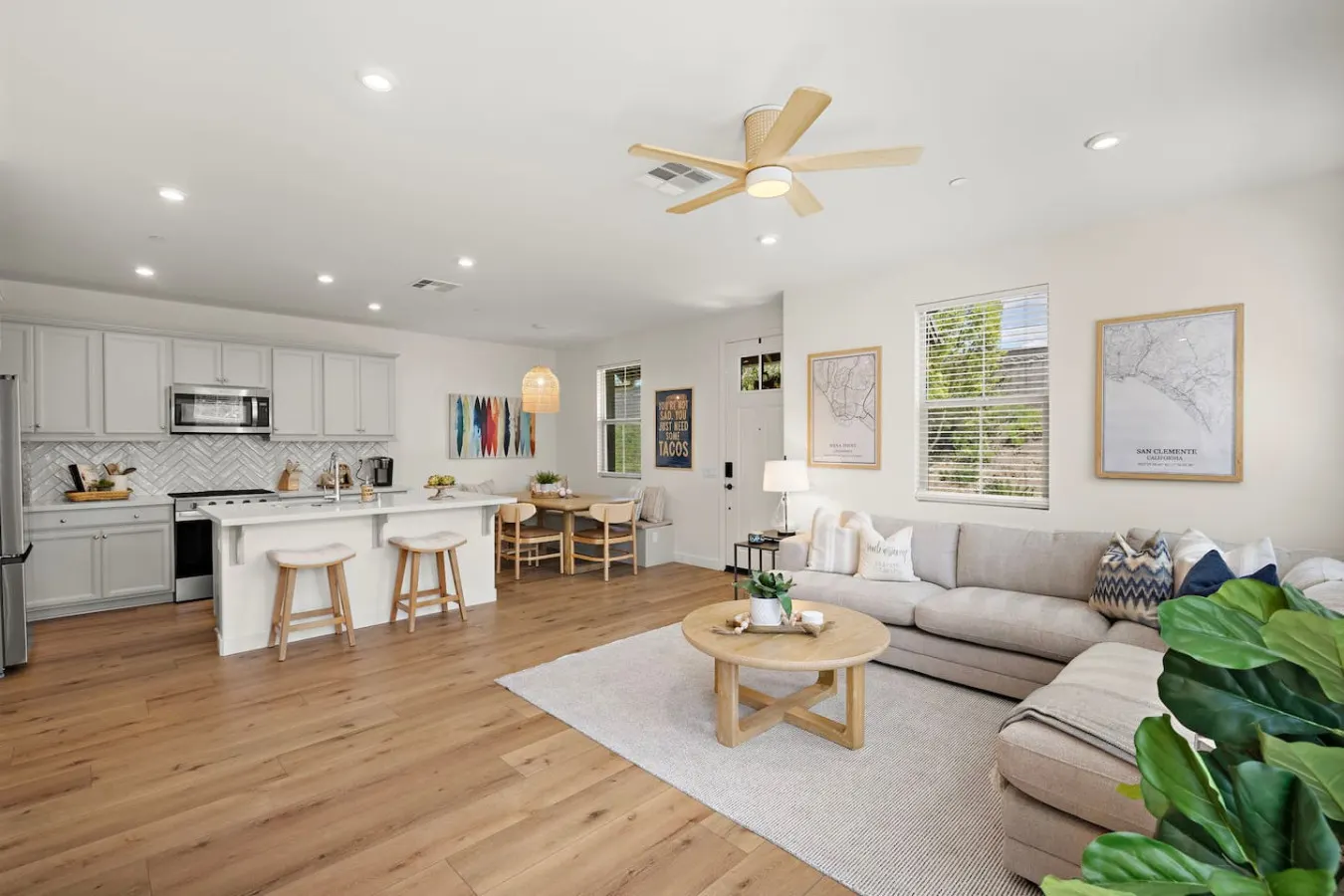 RMV Gem - FamilyFriendly, Amenities, Rooftop Views 14