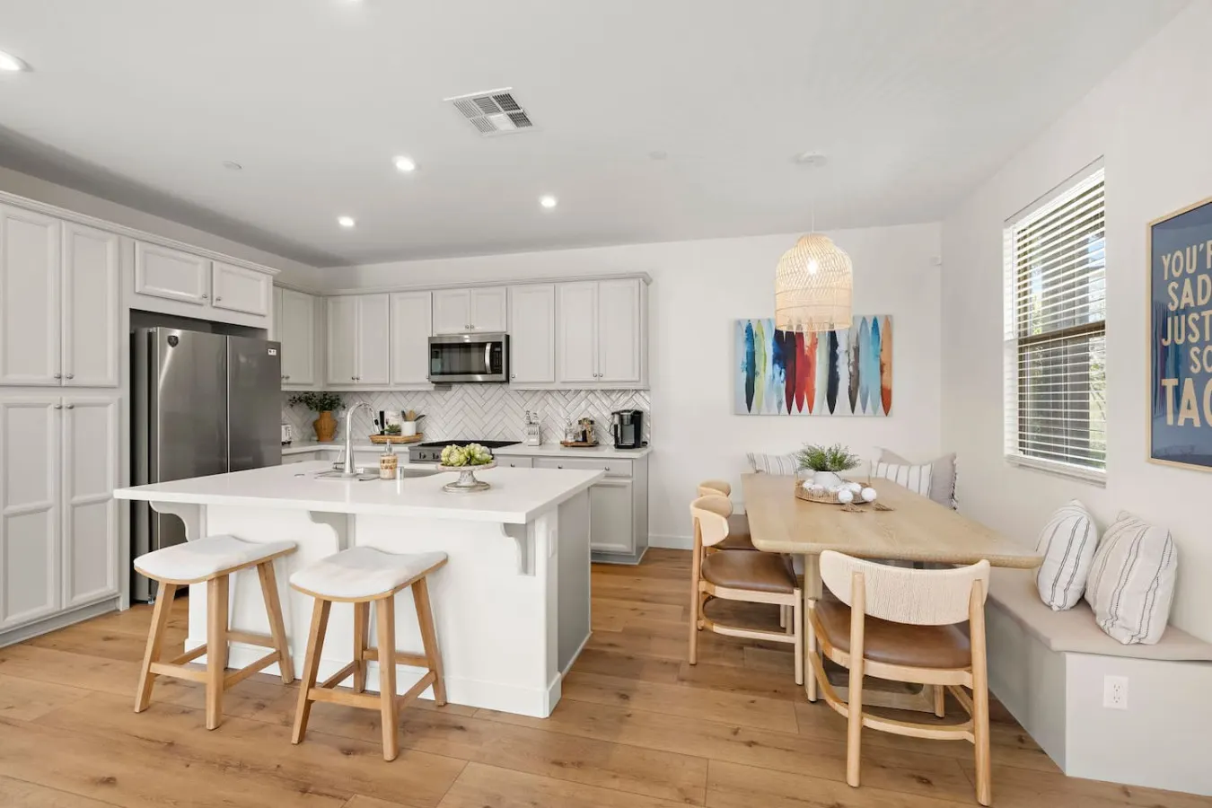 RMV Gem - FamilyFriendly, Amenities, Rooftop Views 17