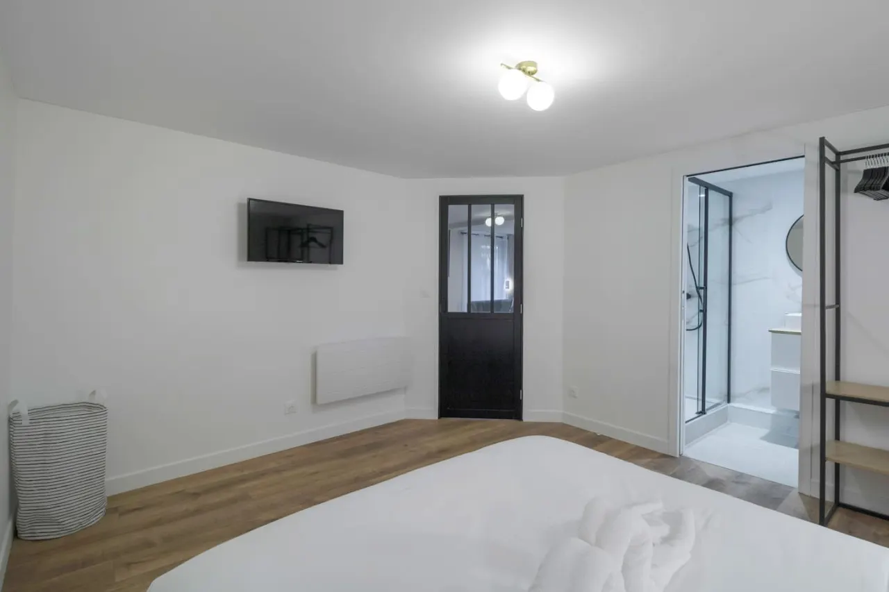 Appart 4pers #2 Bedrooms # Pigalle # Paris 9 12