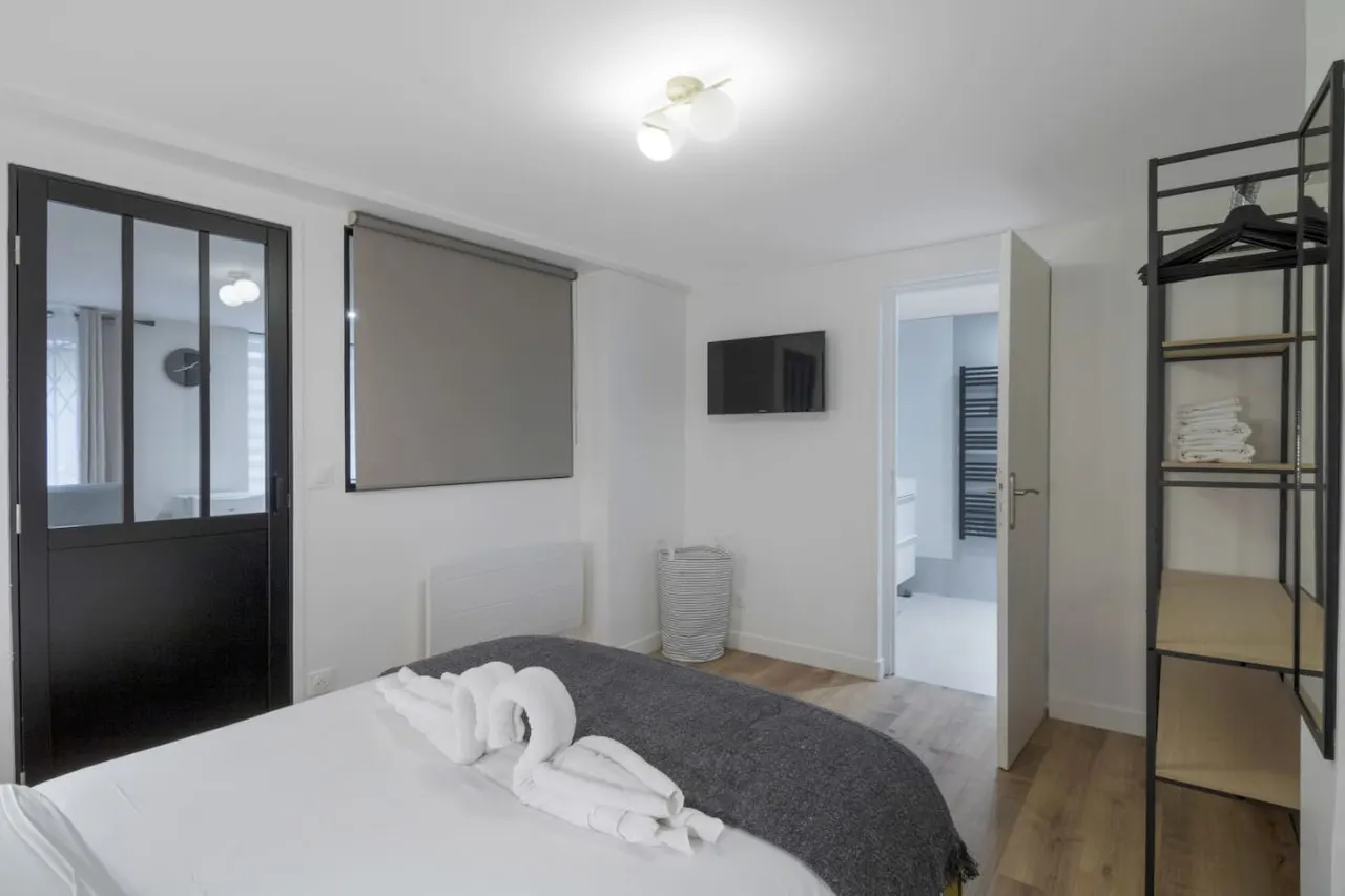 Appart 4pers #2 Bedrooms # Pigalle # Paris 9 17