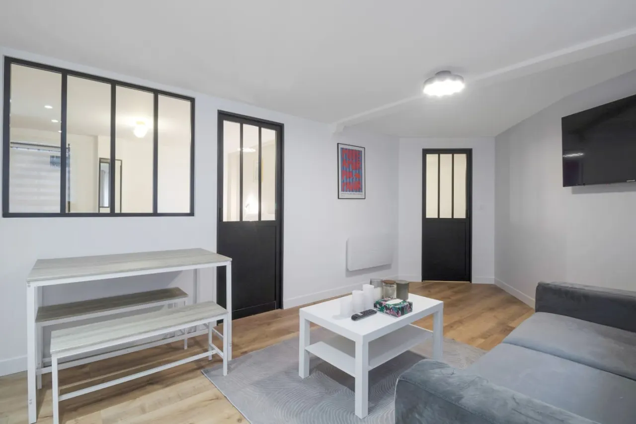 Appart 4pers #2 Bedrooms # Pigalle # Paris 9 5