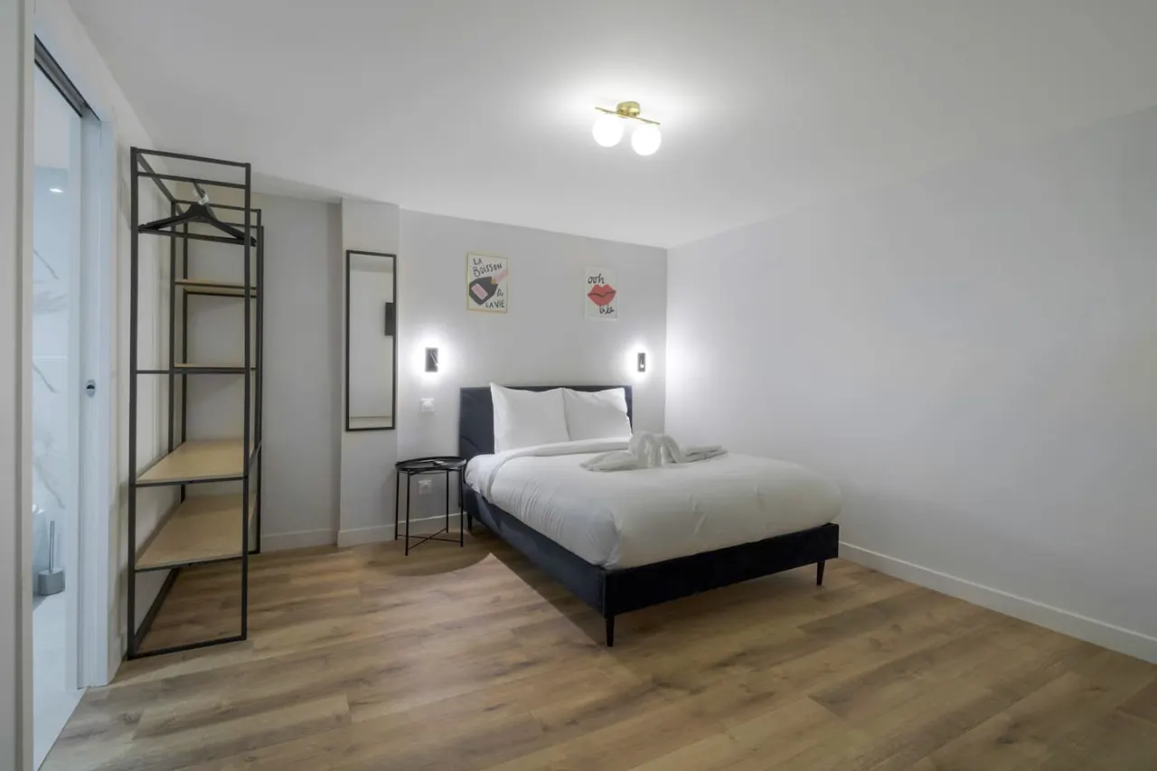 Appart 4pers #2 Bedrooms # Pigalle # Paris 9 7