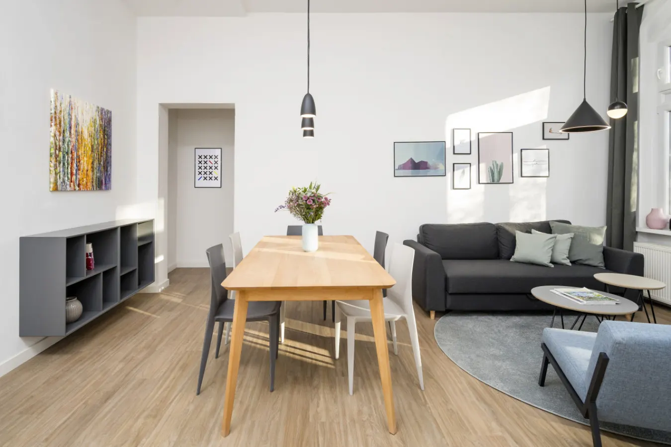 Apartment (110sqm) with 3 Bedrooms & Balcony