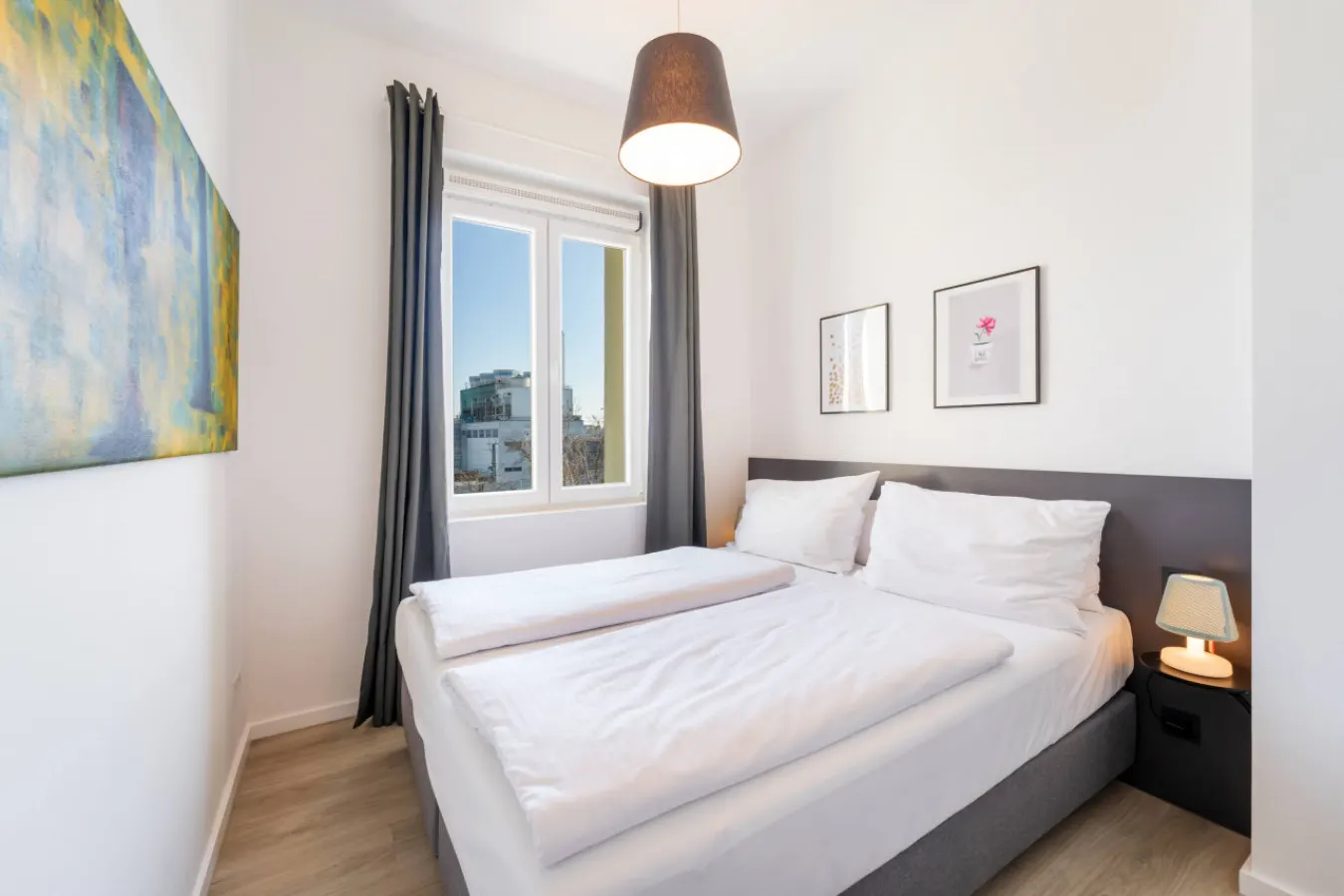 Apartment (110sqm) with 3 Bedrooms & Balcony 10