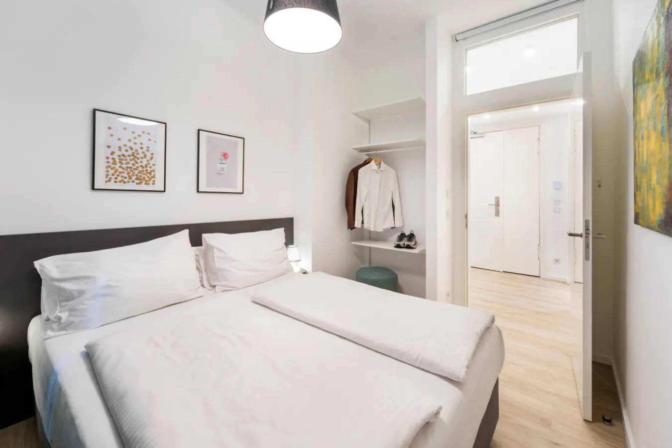 Apartment (110sqm) with 3 Bedrooms & Balcony 11