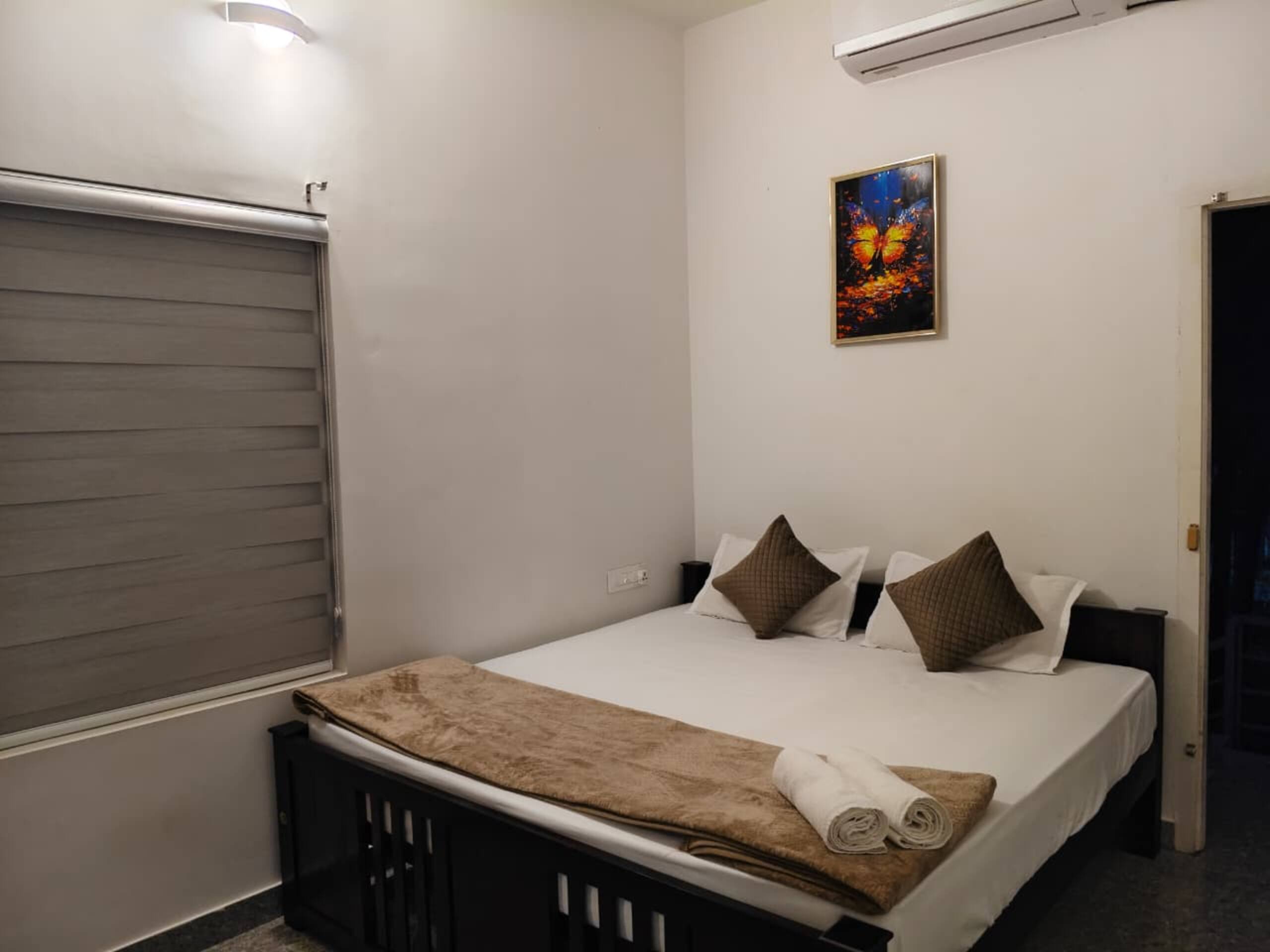 Whitefort Rohini Homestay 6