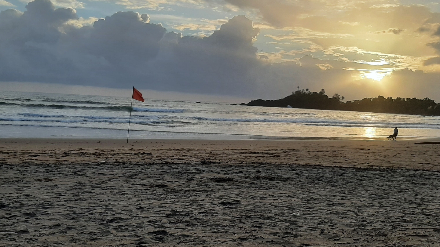 Family Room With Balcony @ Om Shanti Residence 7