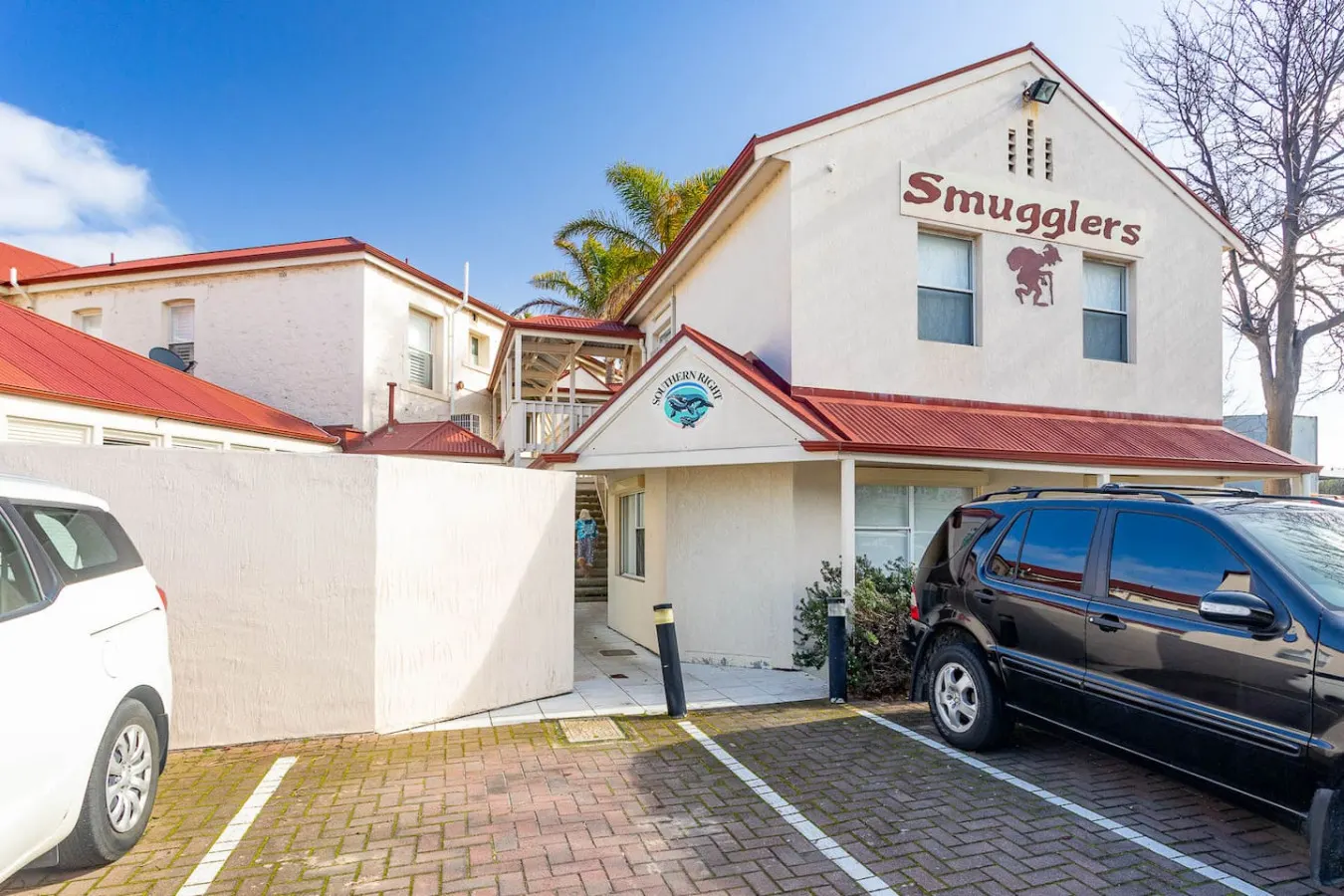 Smugglers 9—Poolside in the Heart of Victor Harbor 6