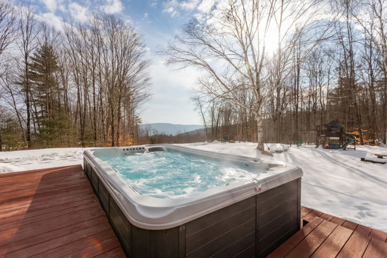 Log Cabin Escape Hot Tub + Mntn Views Near Lake 15