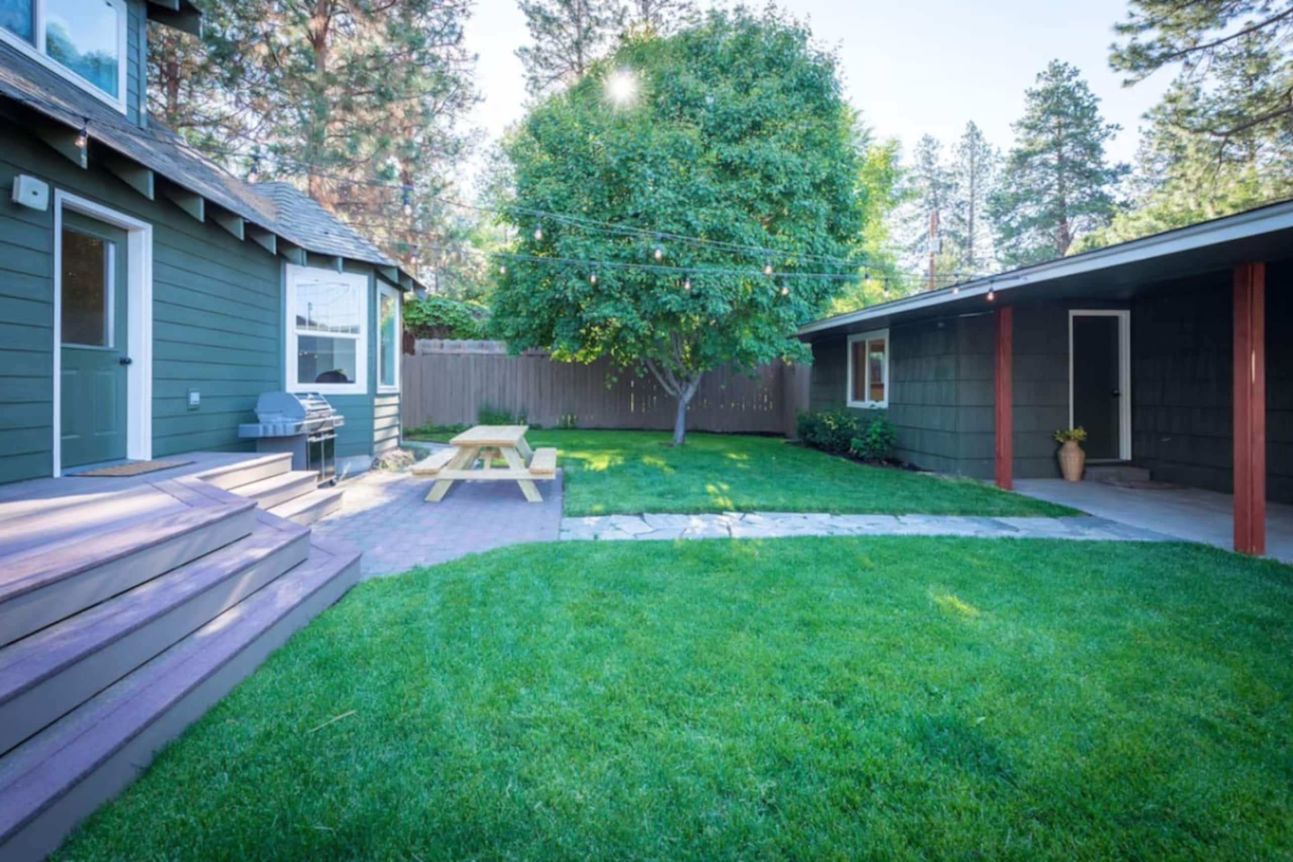 2 Homes! Walkable group compound with *HOT TUB* — photo 4