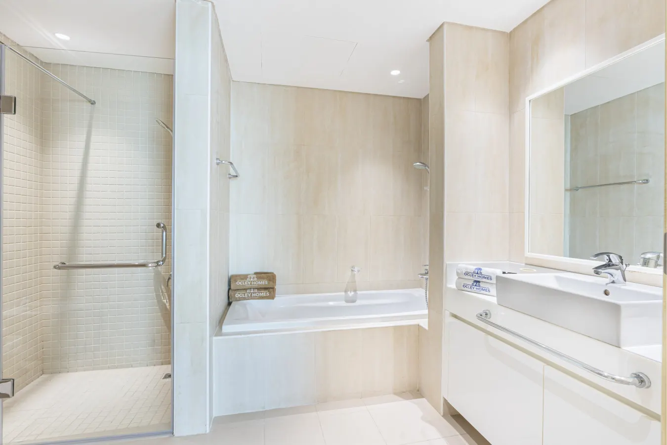 Spacious Central JBR Home w/ Private Beach 17