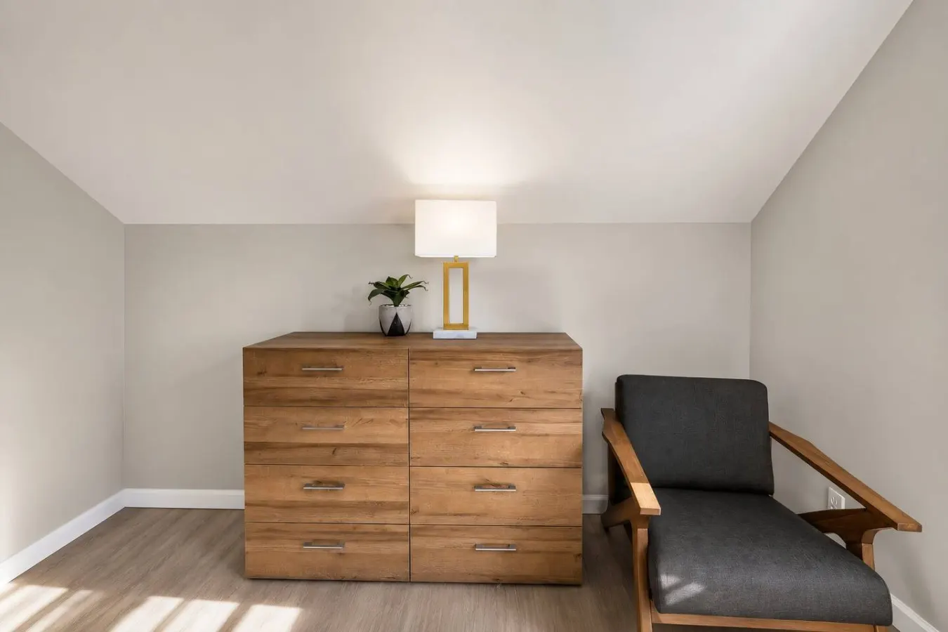 Spacious 4BR Home Near UC, Downtown, Hospitals 12
