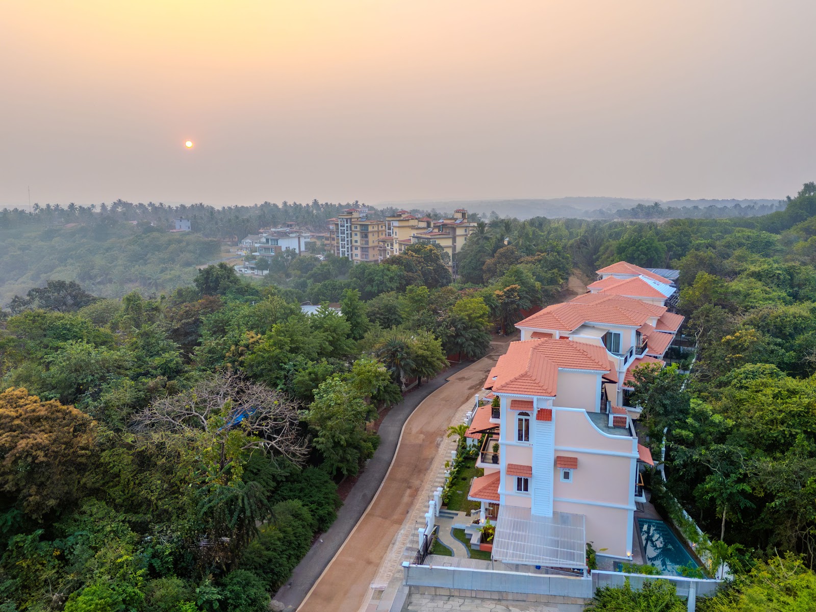 Casa èlara | Luxury 3BHK with Private Pool Siolim 7