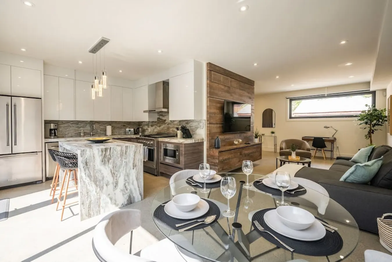 Incredible 2BR Home Spacious Terrace Modern 12