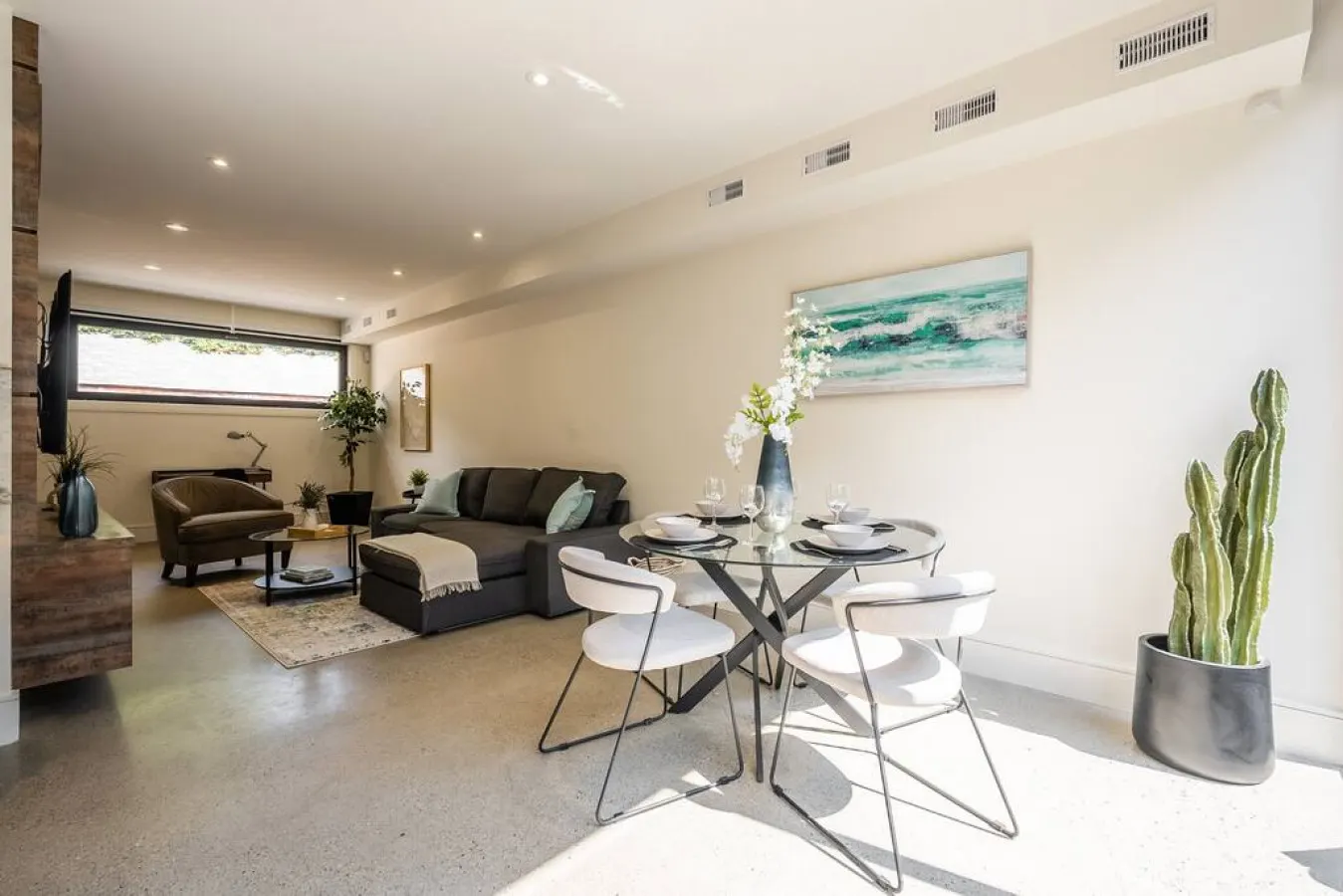 Incredible 2BR Home Spacious Terrace Modern 16