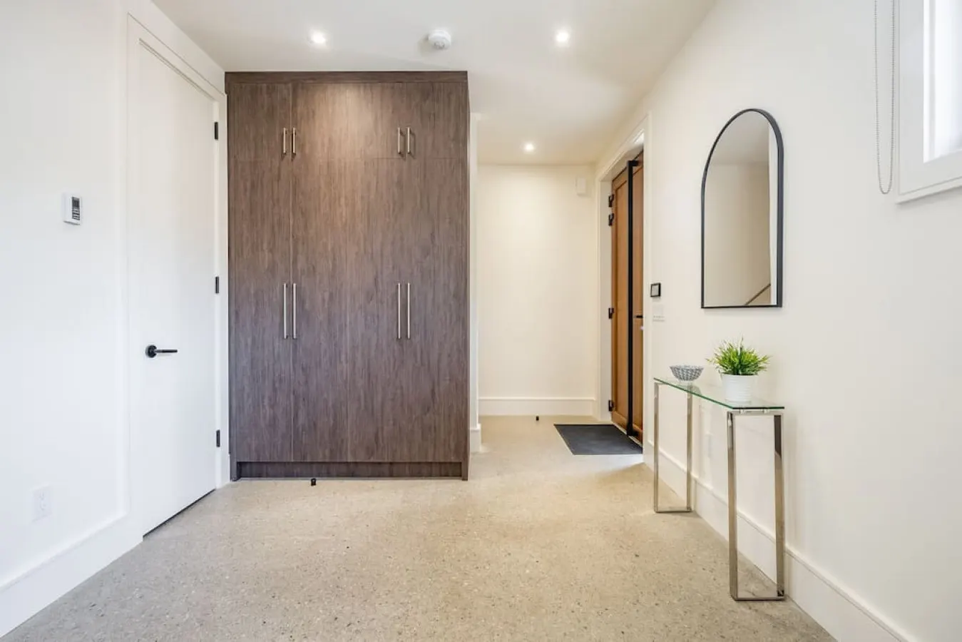 Incredible 2BR Home Spacious Terrace Modern 6
