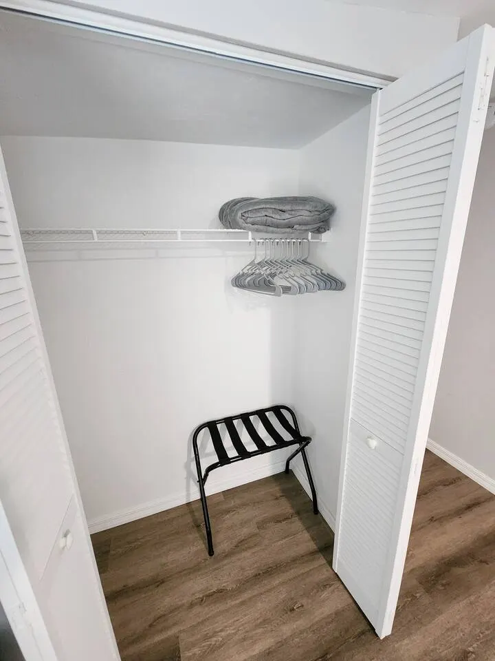 Astor Serene Riverfront Retreat with 2 boat slips and a dock 12