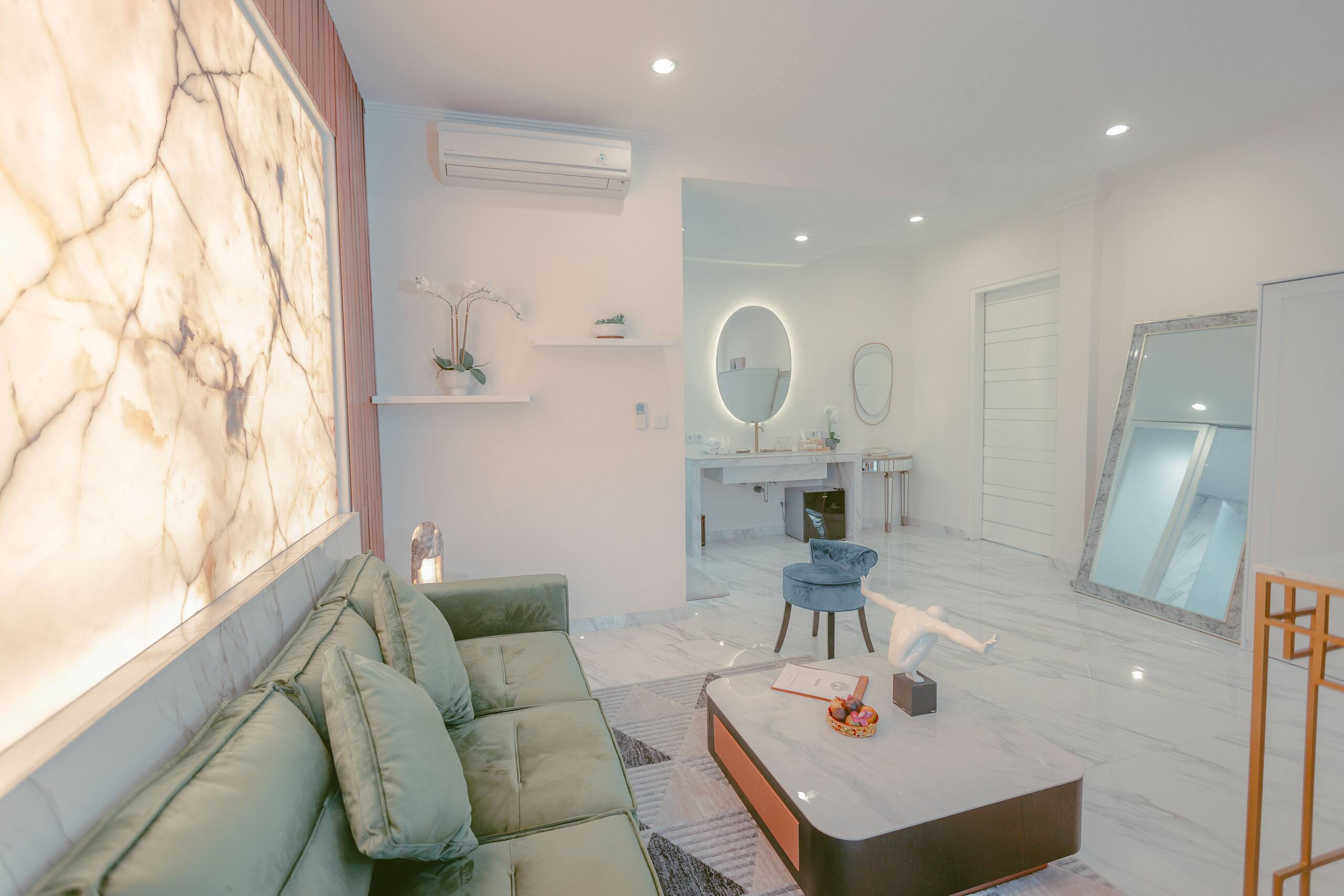 Lux Jungle/River Retreat @ VillaCellaBella