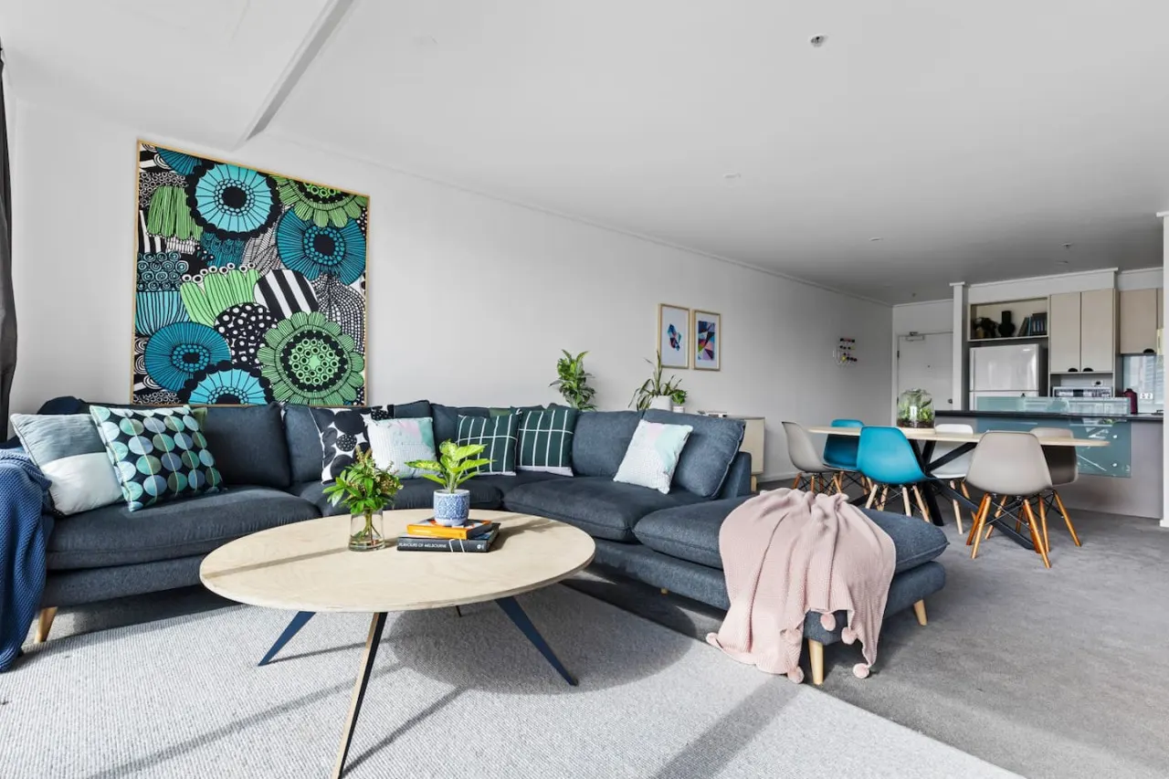 Alfi - Your Spacious 3bed/2bath Melbourne Home! 3