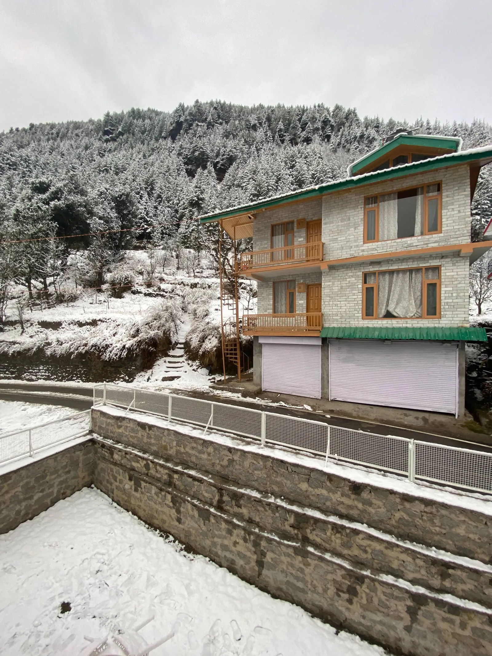 Private 1BK Furnished Studio Apartment & Kitchen 5
