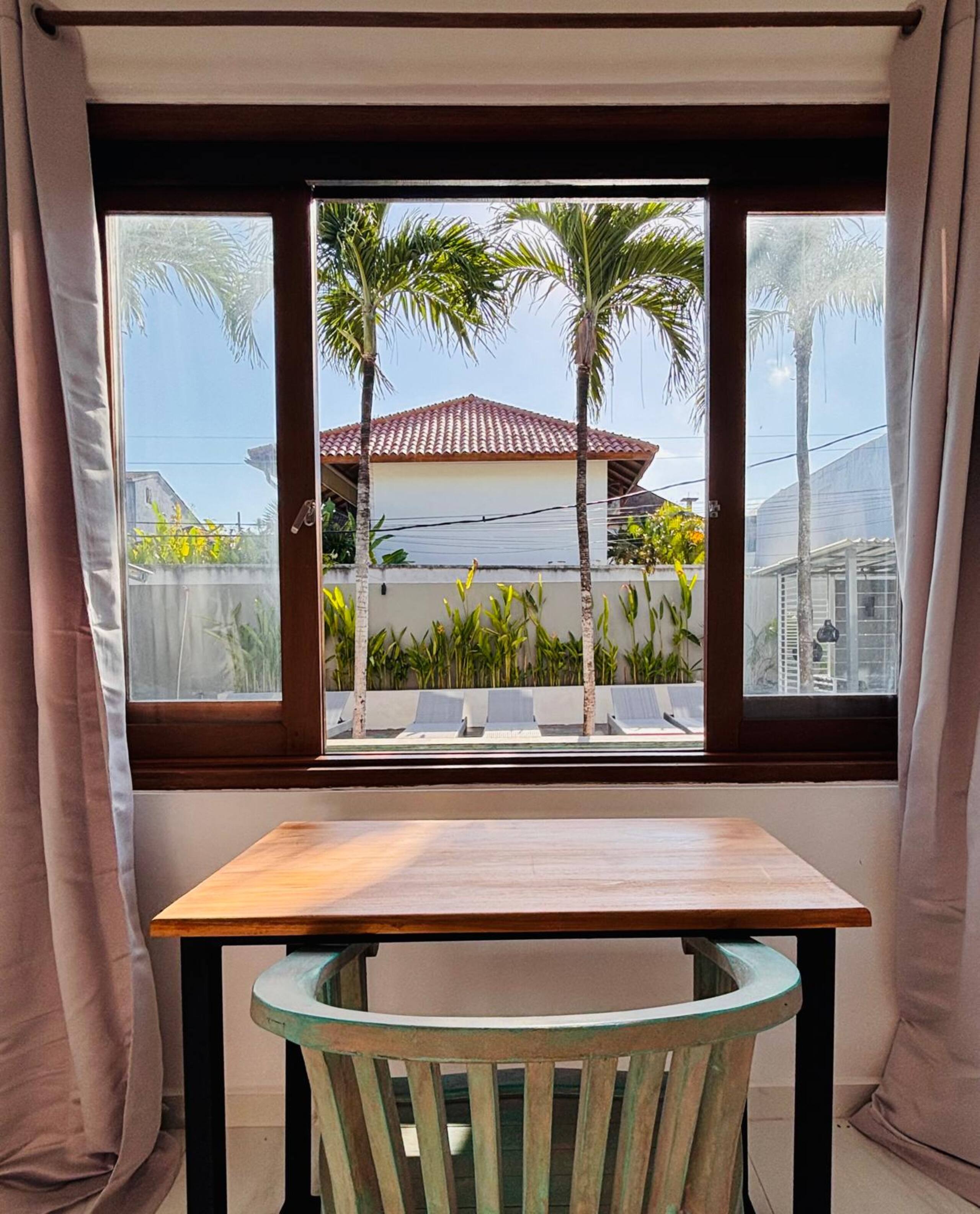 Suite 1-1BR w' Pool View in Canggu 18