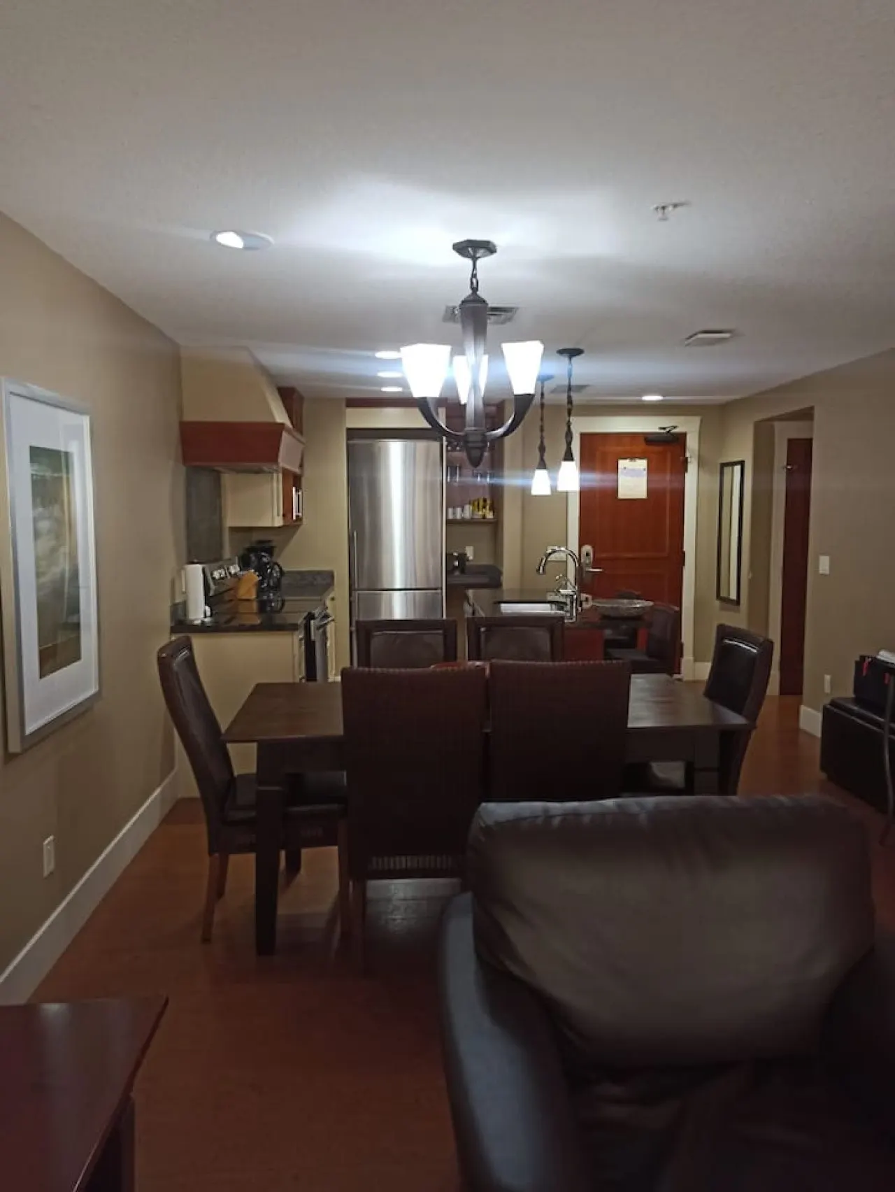 Stunning 2-BR Suite with Hot Tub & Mountain Views 9