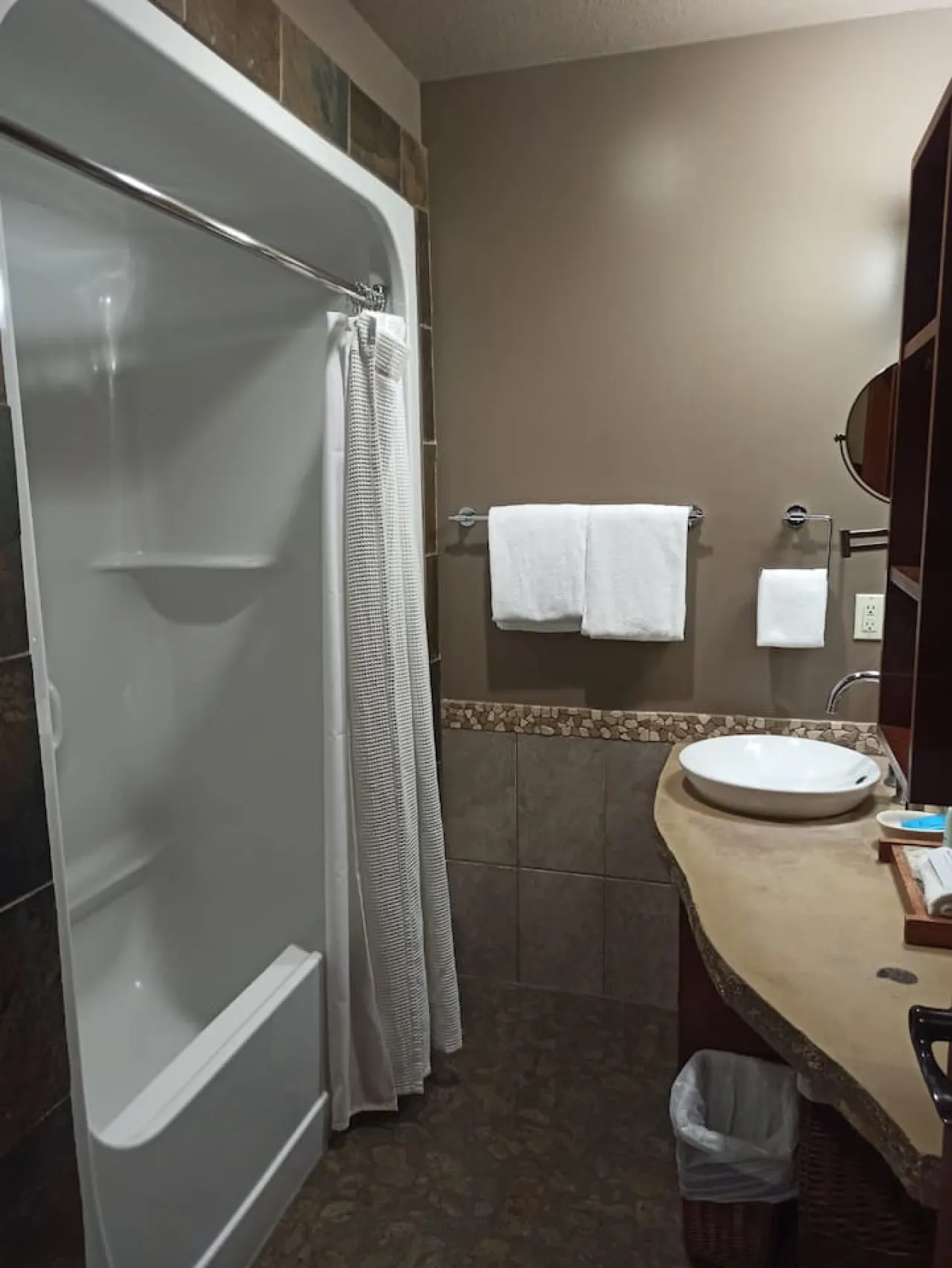 Stunning 2-BR Suite with Hot Tub & Mountain Views 12