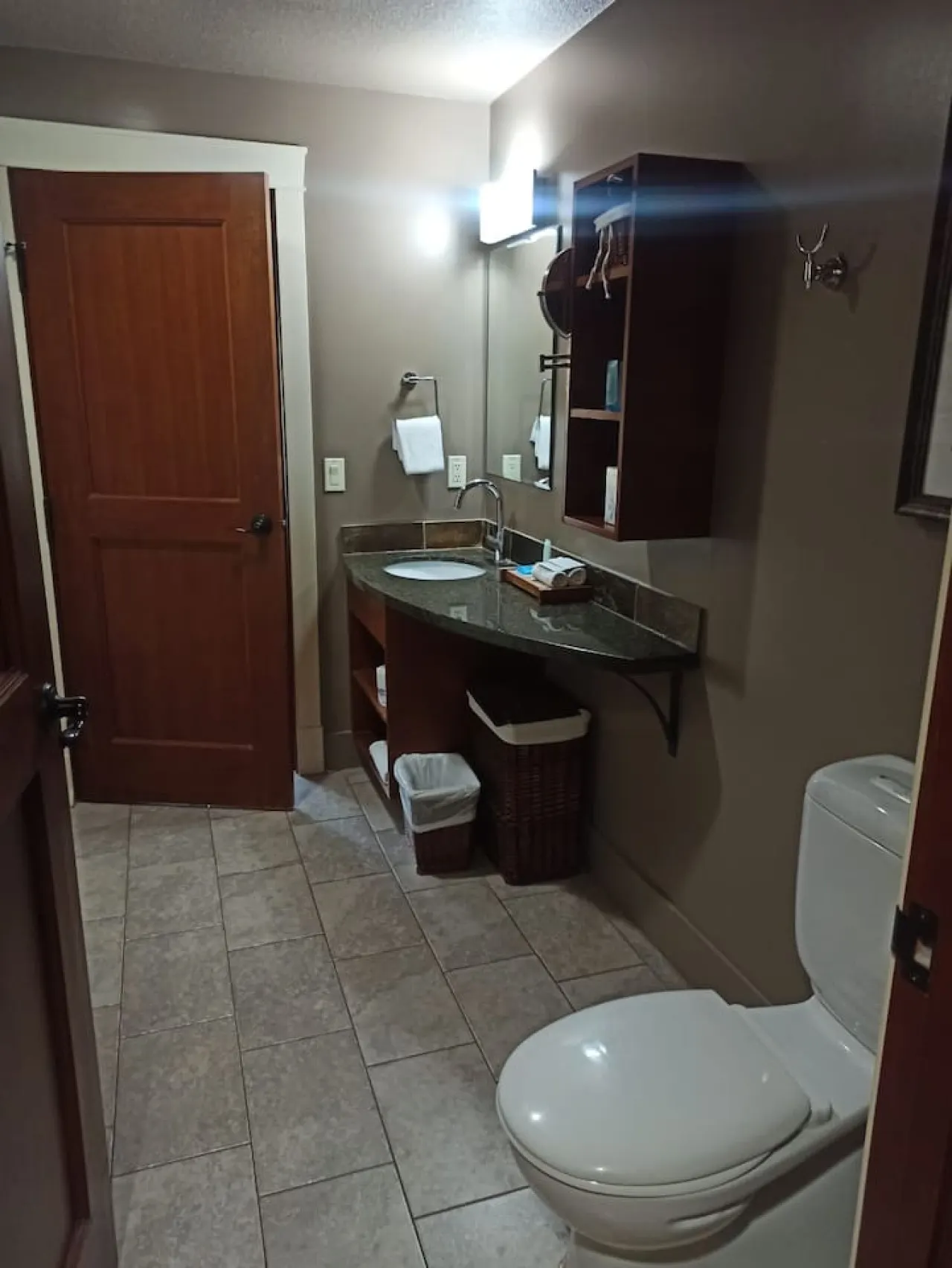 Stunning 2-BR Suite with Hot Tub & Mountain Views 13