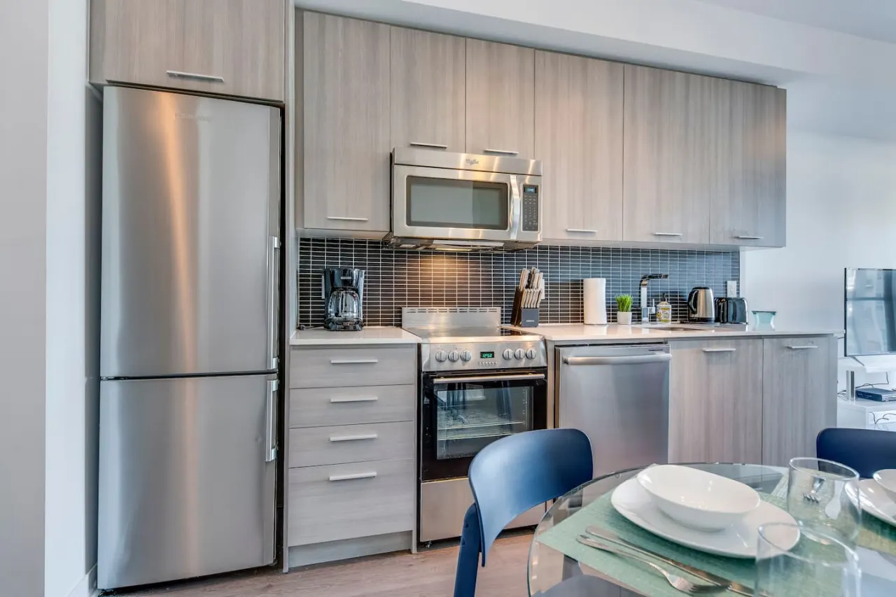 Well-Designed 1BR Prime Location Sleeps 4 2