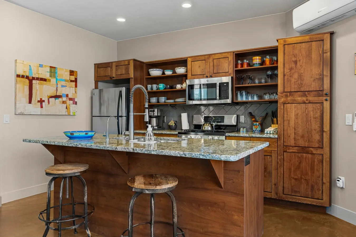 La Casa Coyote- Southwest Desert Home 9