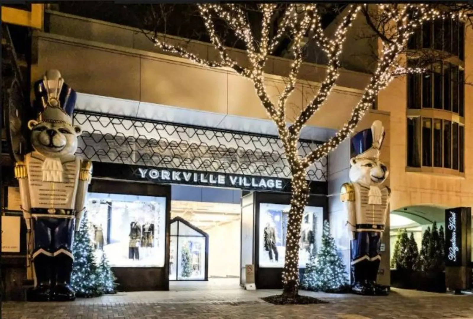 Instant Suites -Stunning Designer Studio Yorkville 18
