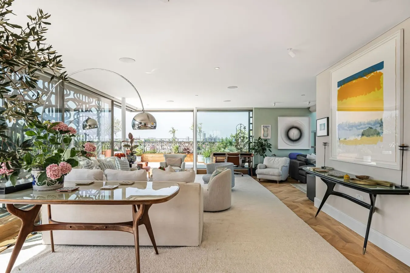The Notting Hill Penthouse with Rooftop Spa 7