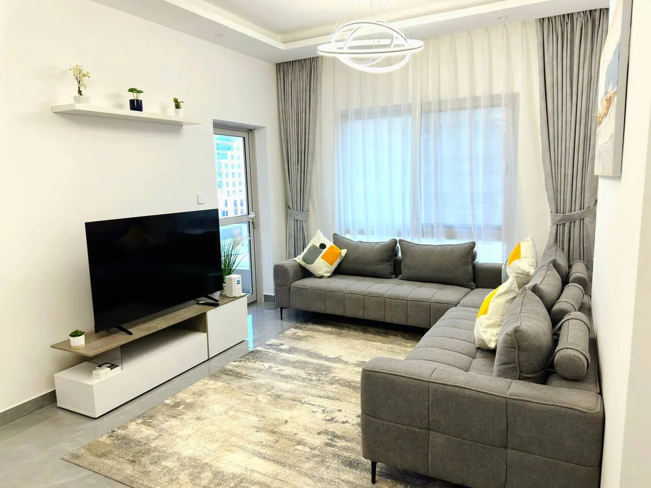 Dubai Marina - 1BHK Fancy Apartment — photo 2