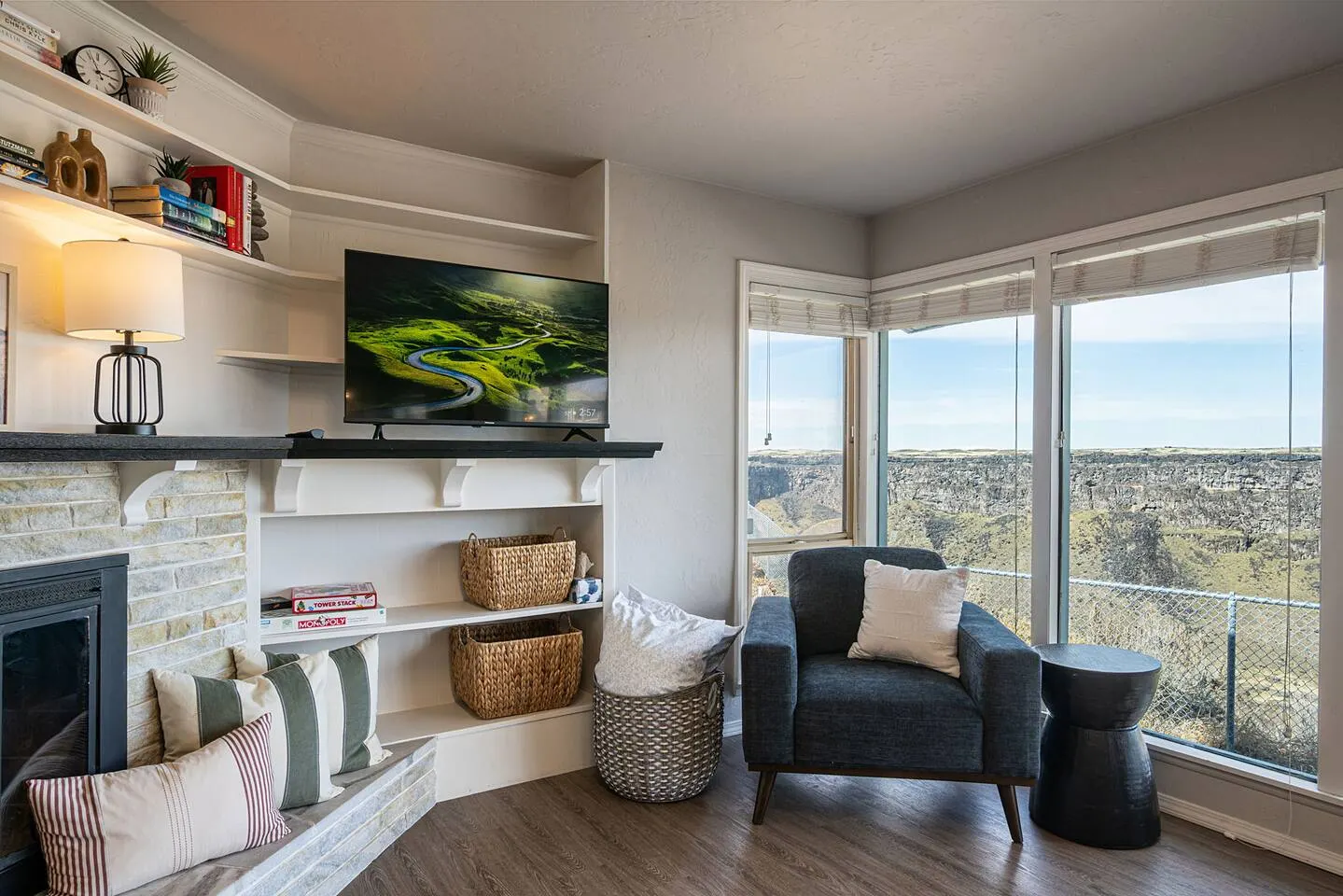 Canyon Rim/Private Hot Tub/Near Hiking & Trails! 15