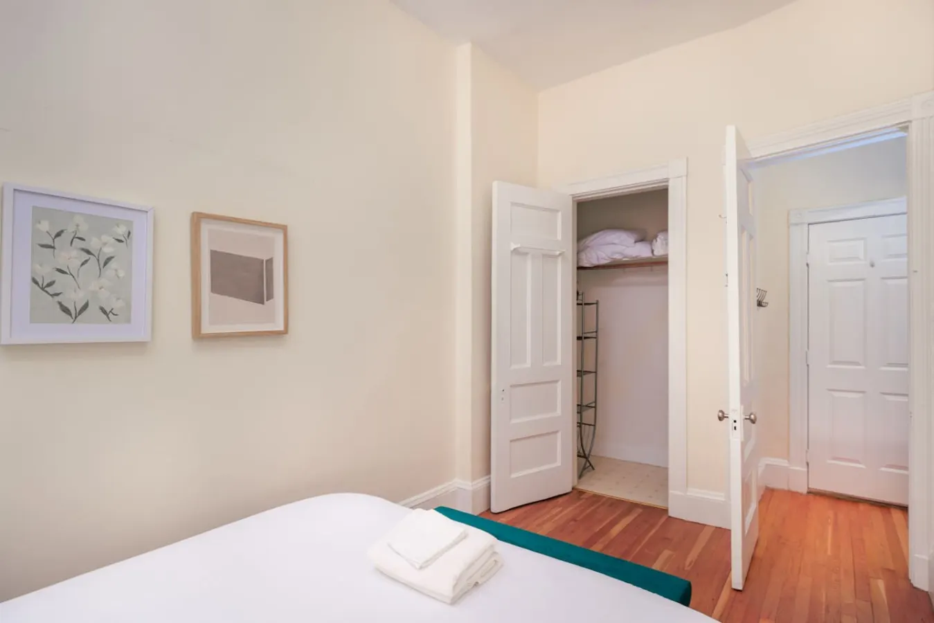 Cozy Back Bay 1Br / 1Bath! 7