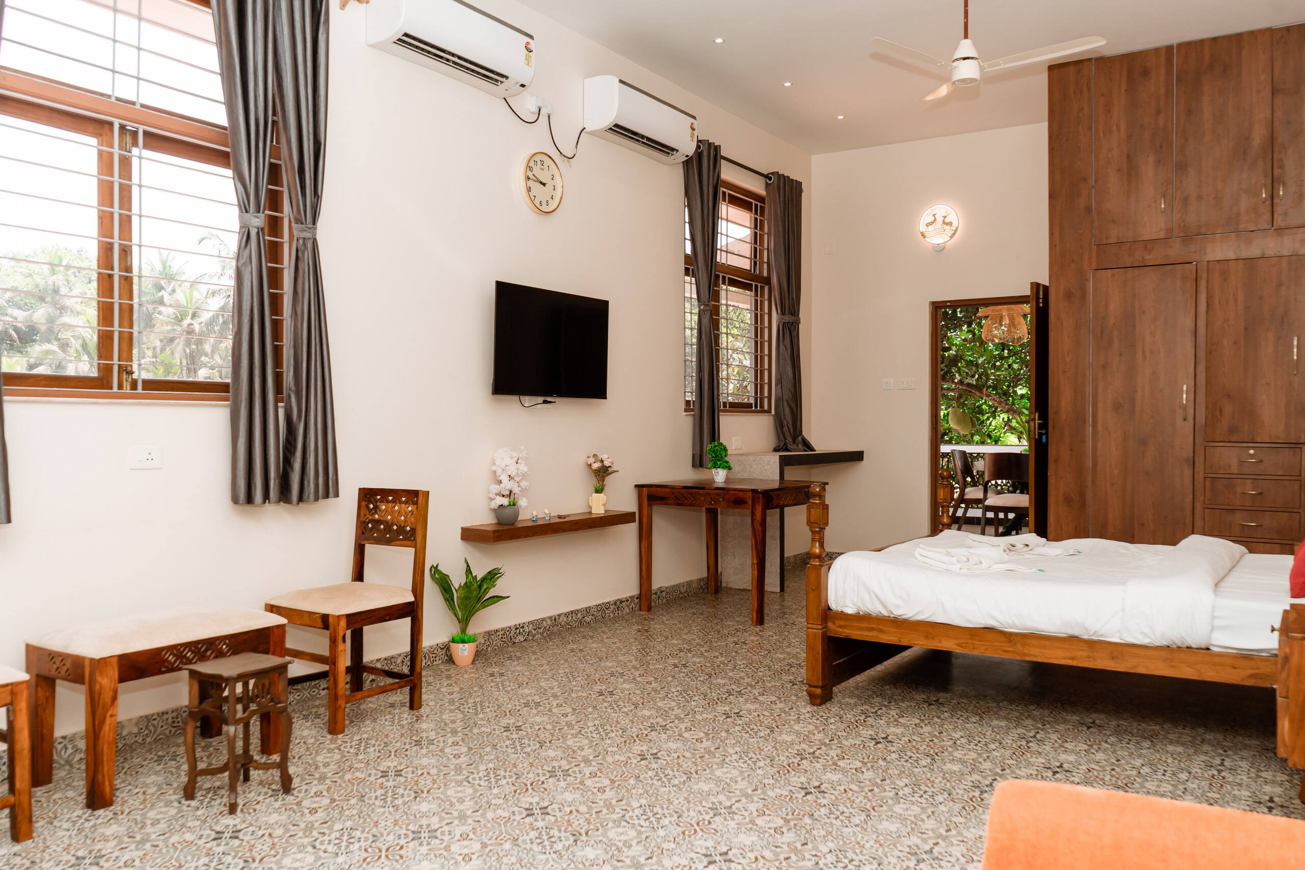 The Emerald Coast Haven 4BHK– Pvt Pool Villa 30