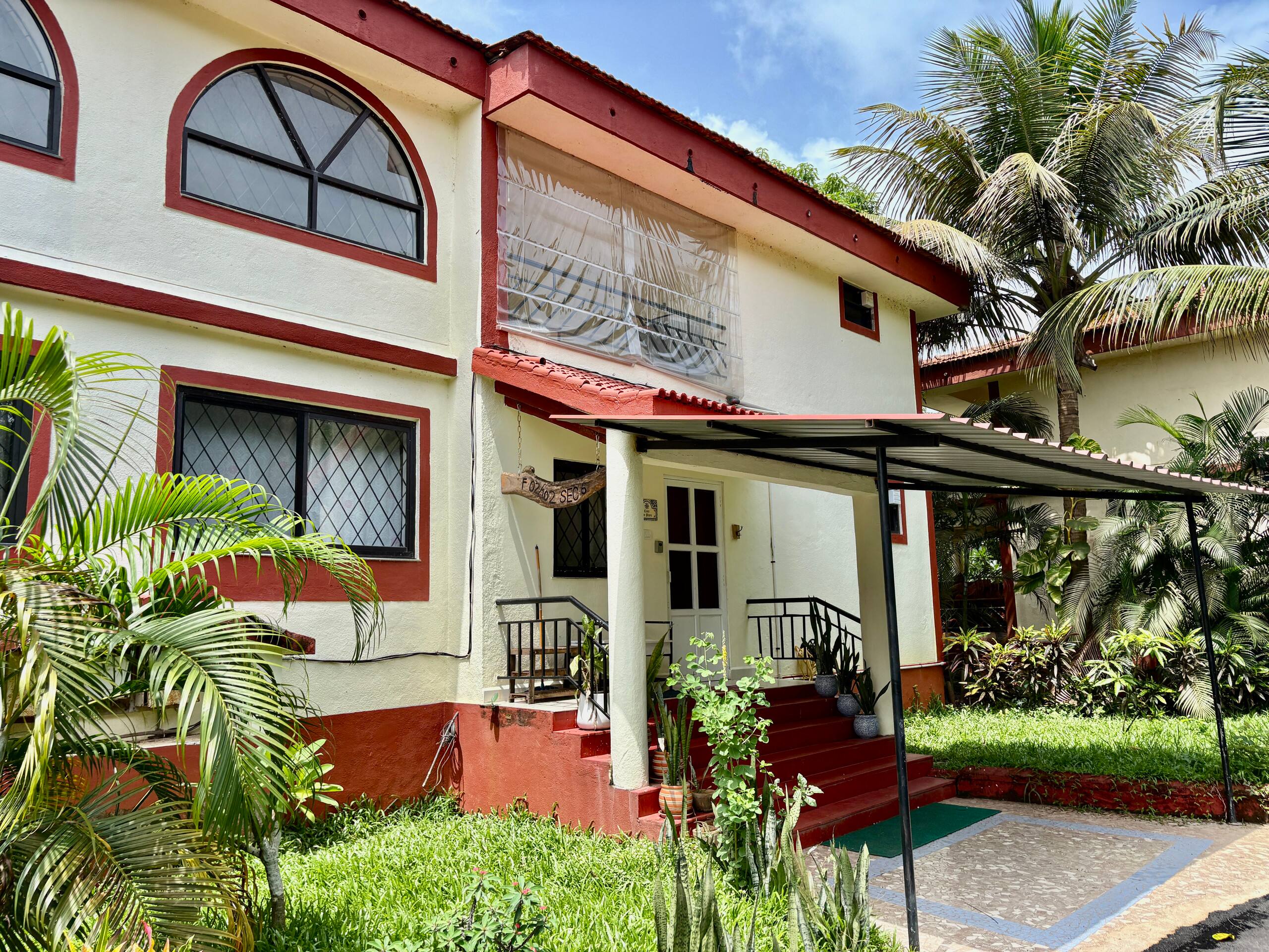 The Greendoor Villa - Beach House , 400 mtr beach 10